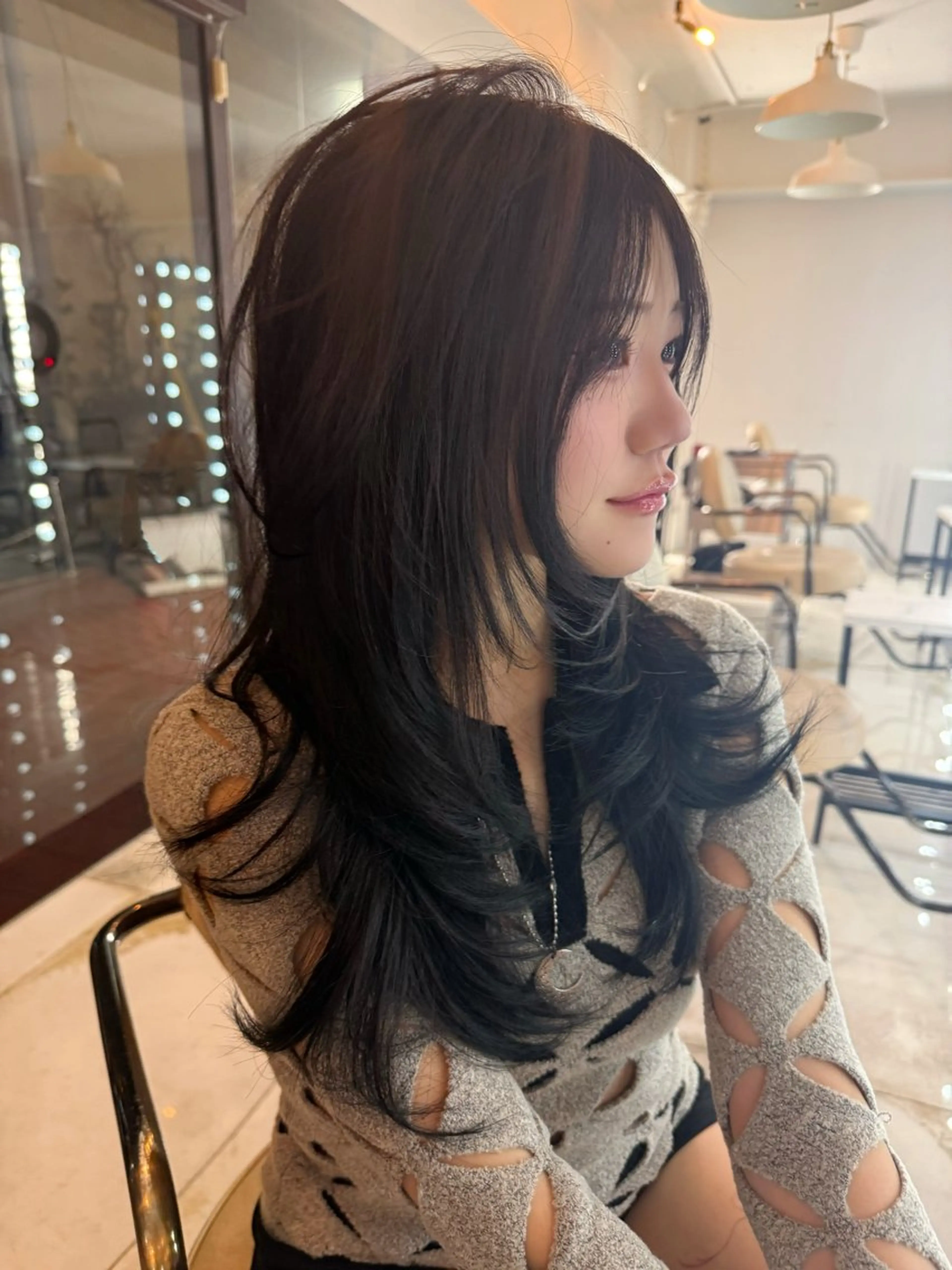 ロング 顔周りカット レイヤーカット シャギー ワンホンレイヤー カット トリートメント ヘッドスパ ヘアセット HARUNA/原宿/ デザイン/カットのヘアスタイル