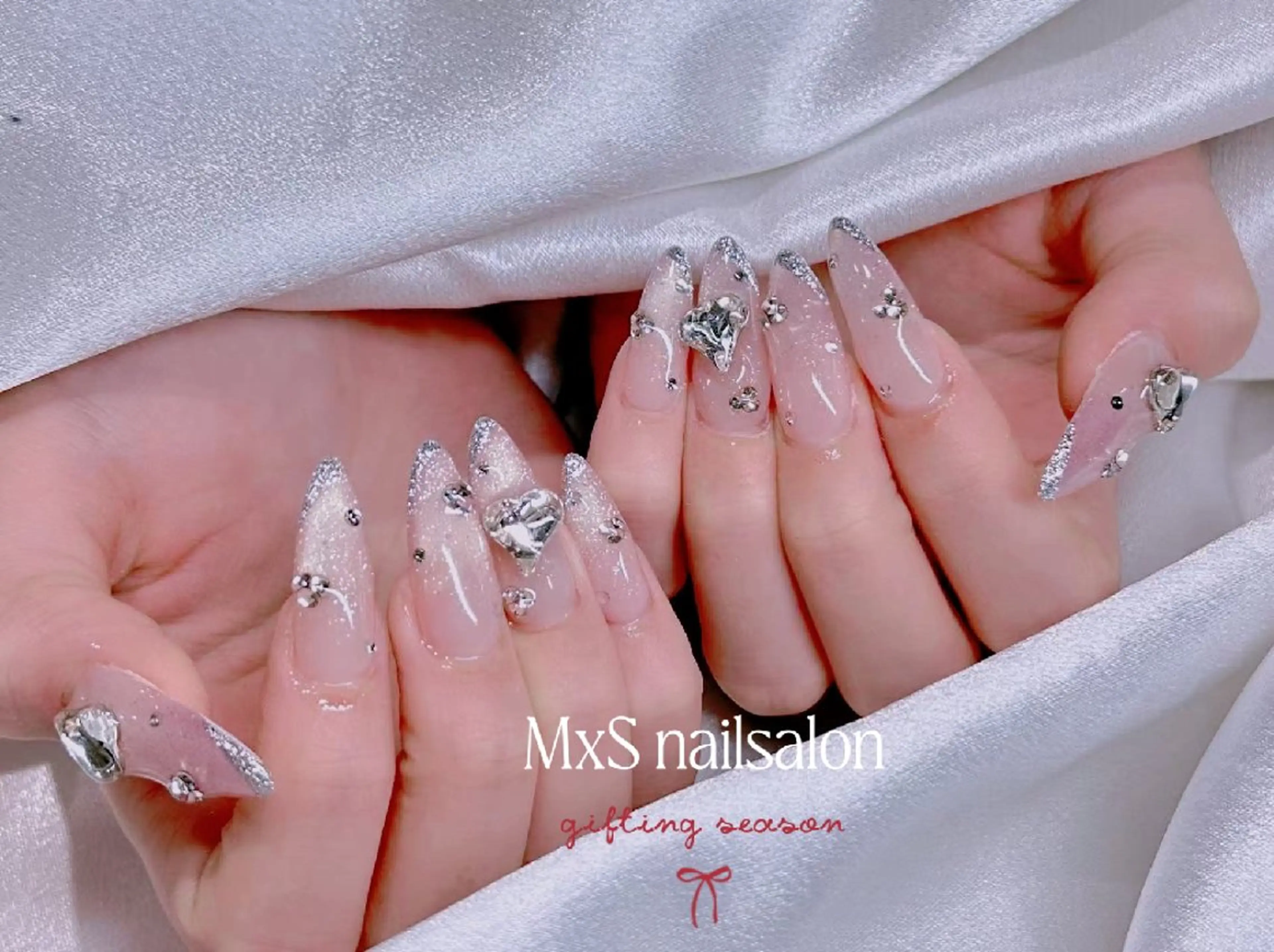 ネイル ジェルネイル 韓国ネイル マグネットネイル パラジェル ワンホンネイル ハンドネイル ハンドケア MxS Nail(長さだし/フィルイン/マグネット/韓国ネイル/ワンホンネイル/ワンカラー)所属・MxS リィリィのネイルデザイン