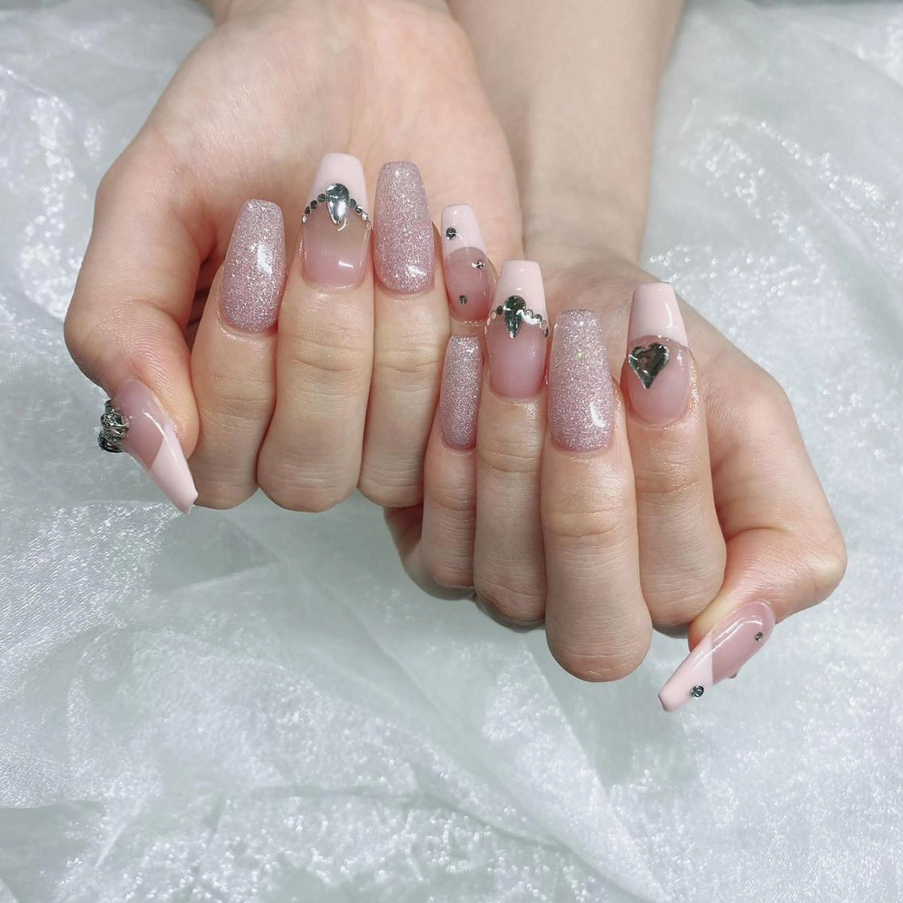 ネイル 長さ出し ネイルチップ Queens ゲンのネイルデザイン