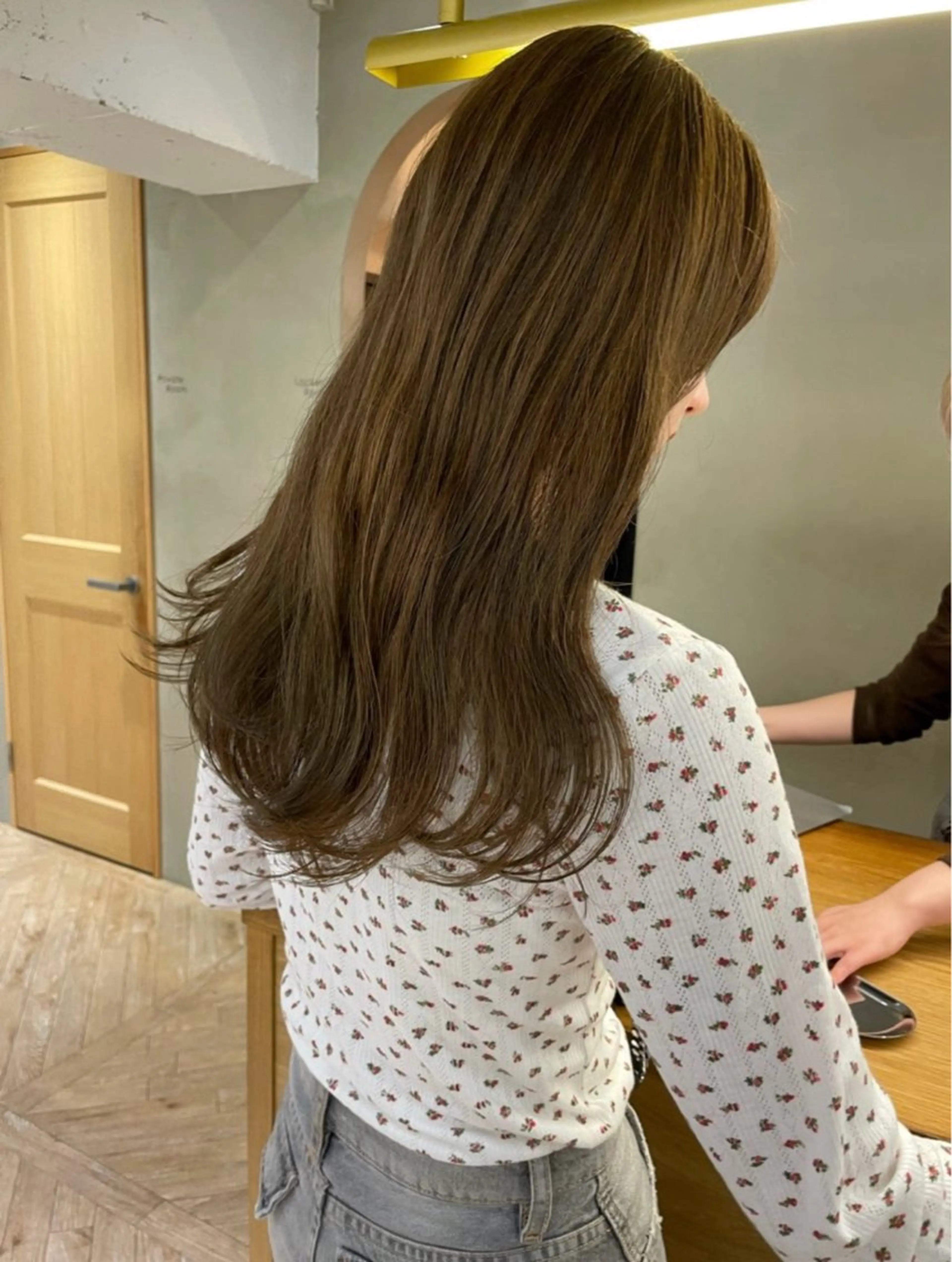 ロング カラー ブリーチ ダブルカラー 透明感×レイヤーカッ ト🌼kiraraのヘアスタイル