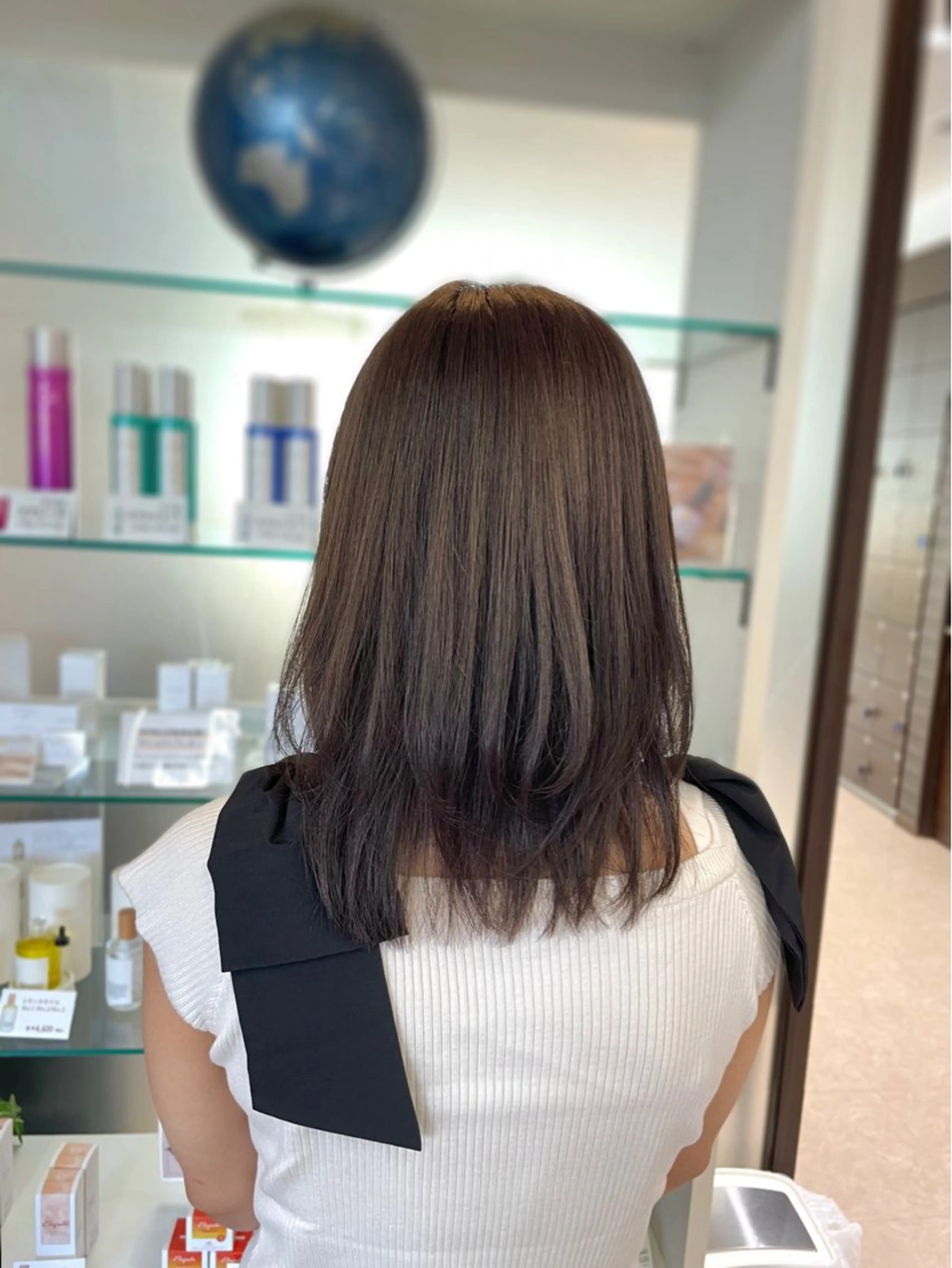 セミロング レイヤーカット Bleu Terre所属・ブルーテーフ 大泉 遥愛のヘアスタイル