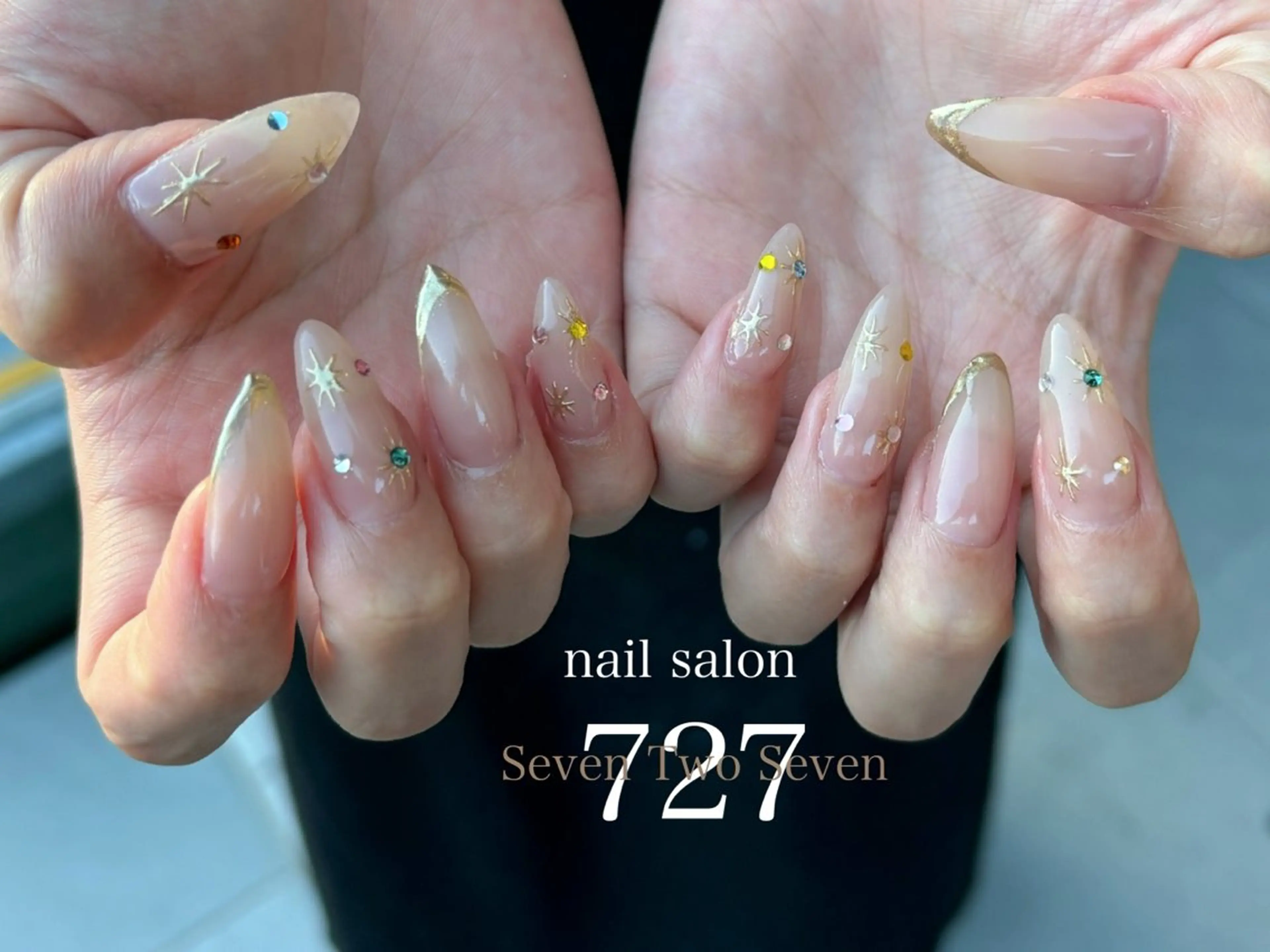 ネイル ハンドネイル 727 nailのネイルデザイン