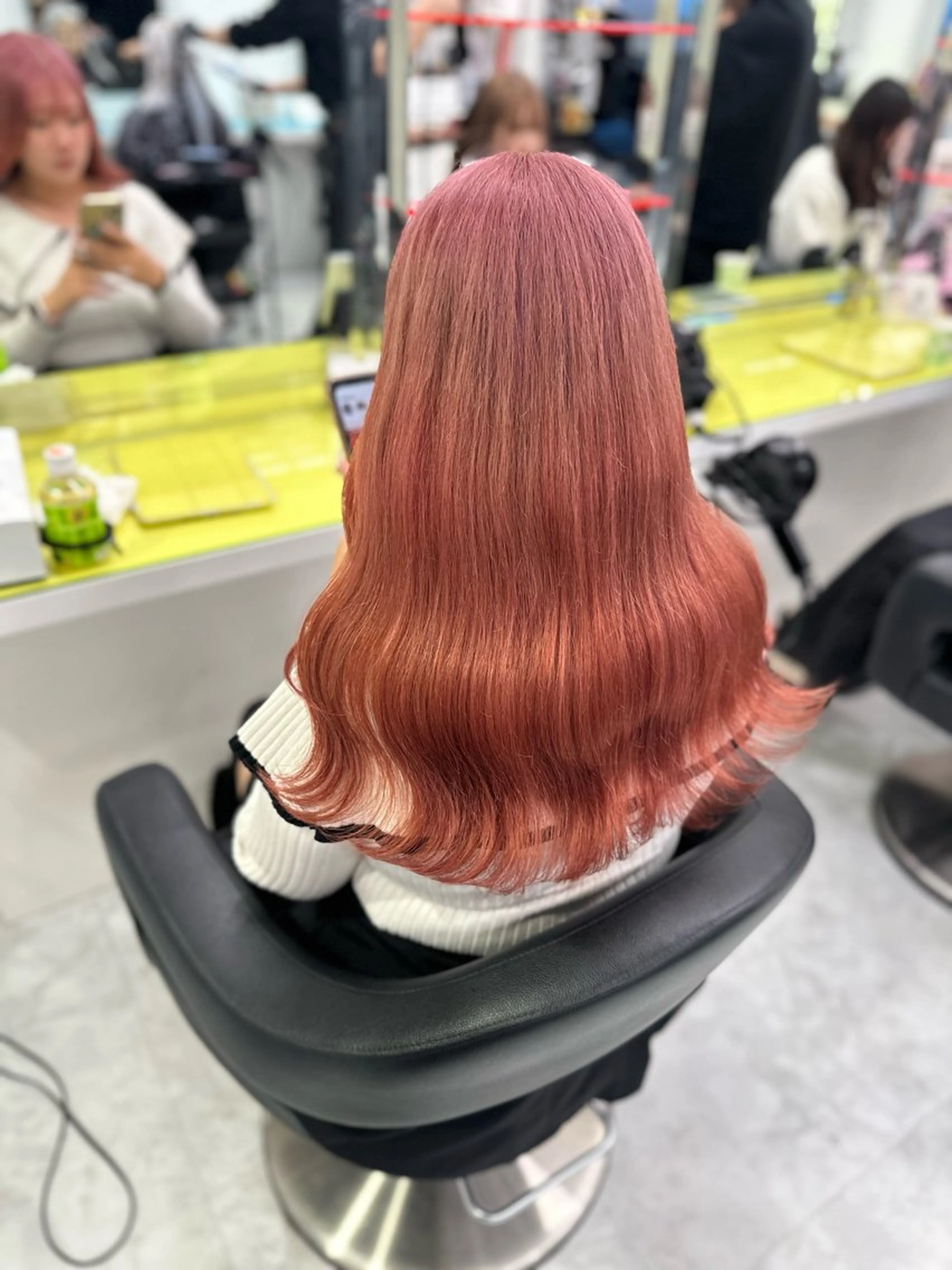 セミロング カラー ベージュカラー ブリーチ ピンクカラー 縮毛矯正 ♡ダブルカラー特化♡ miyuのヘアスタイル