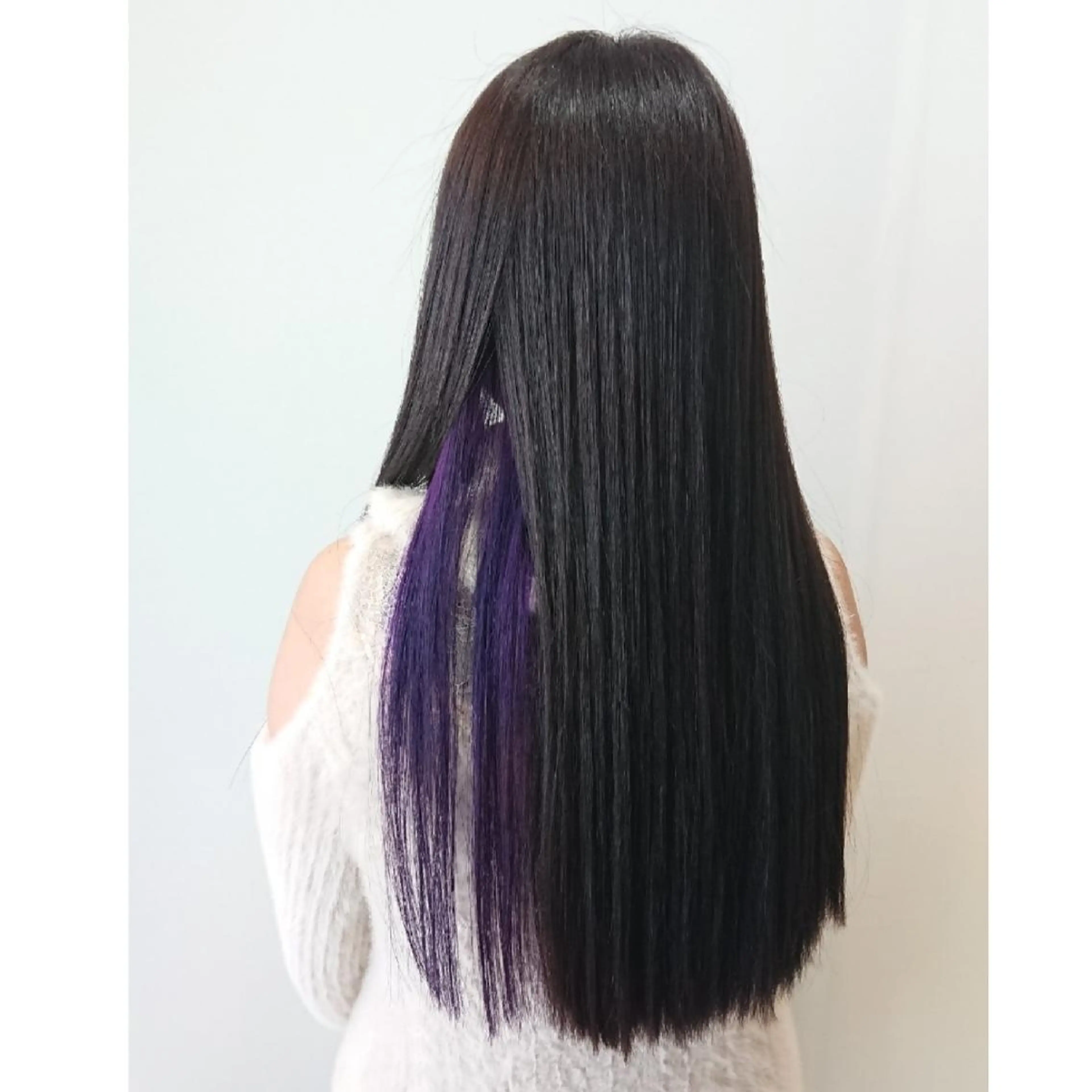 ロング パープルカラー グラデ❣️インナー 派手髪Fumiyoのヘアスタイル