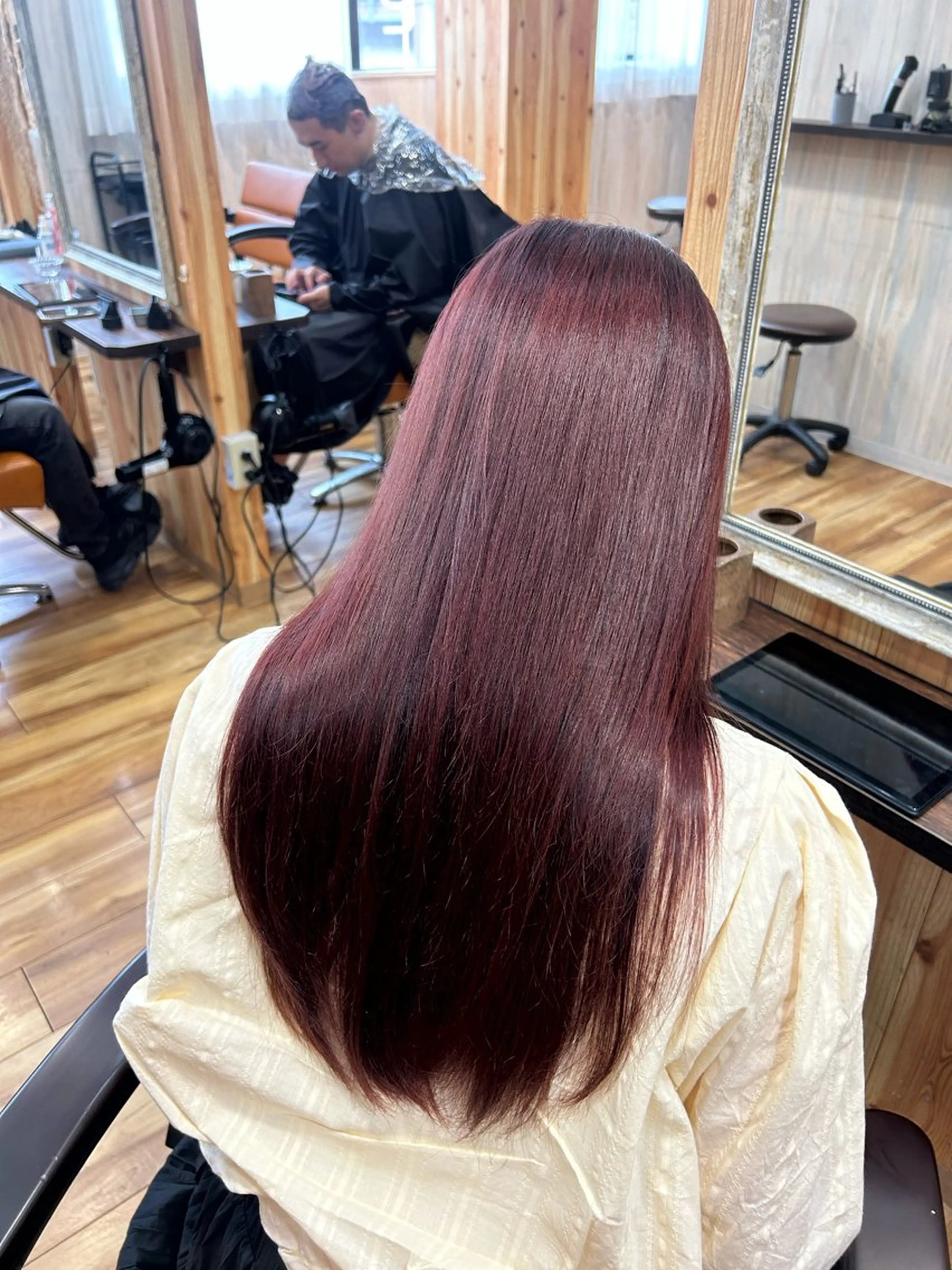 カラー ブリーチ ブラウンカラー ピンクカラー 長岡 妃奈乃のヘアスタイル