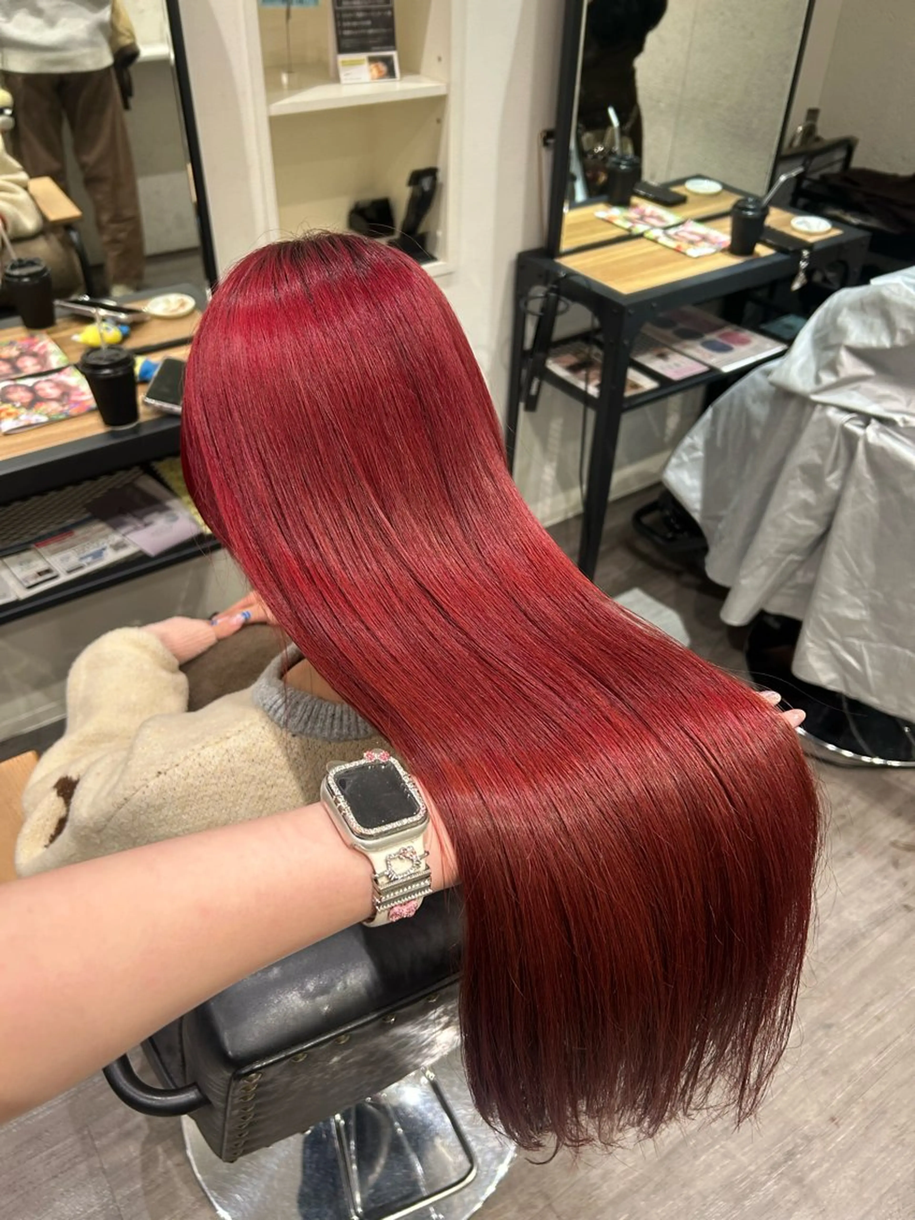 ロング カラー レッドカラー カット ヘアカラー トリートメント cocotte 💟草間紫音💟のヘアスタイル