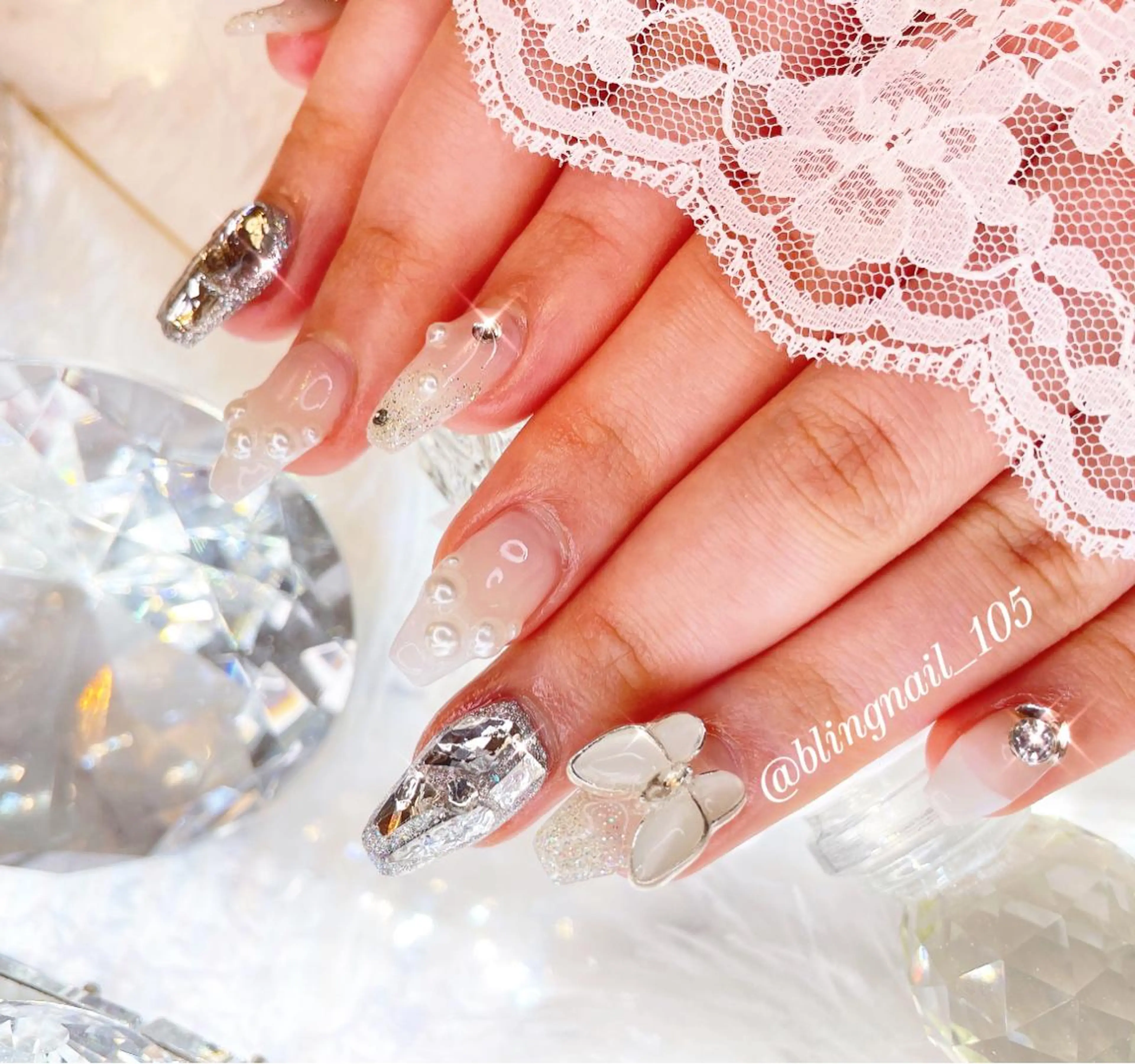 ネイル 23時まで❤︎韓国、 ワンホンネイルのネイルデザイン