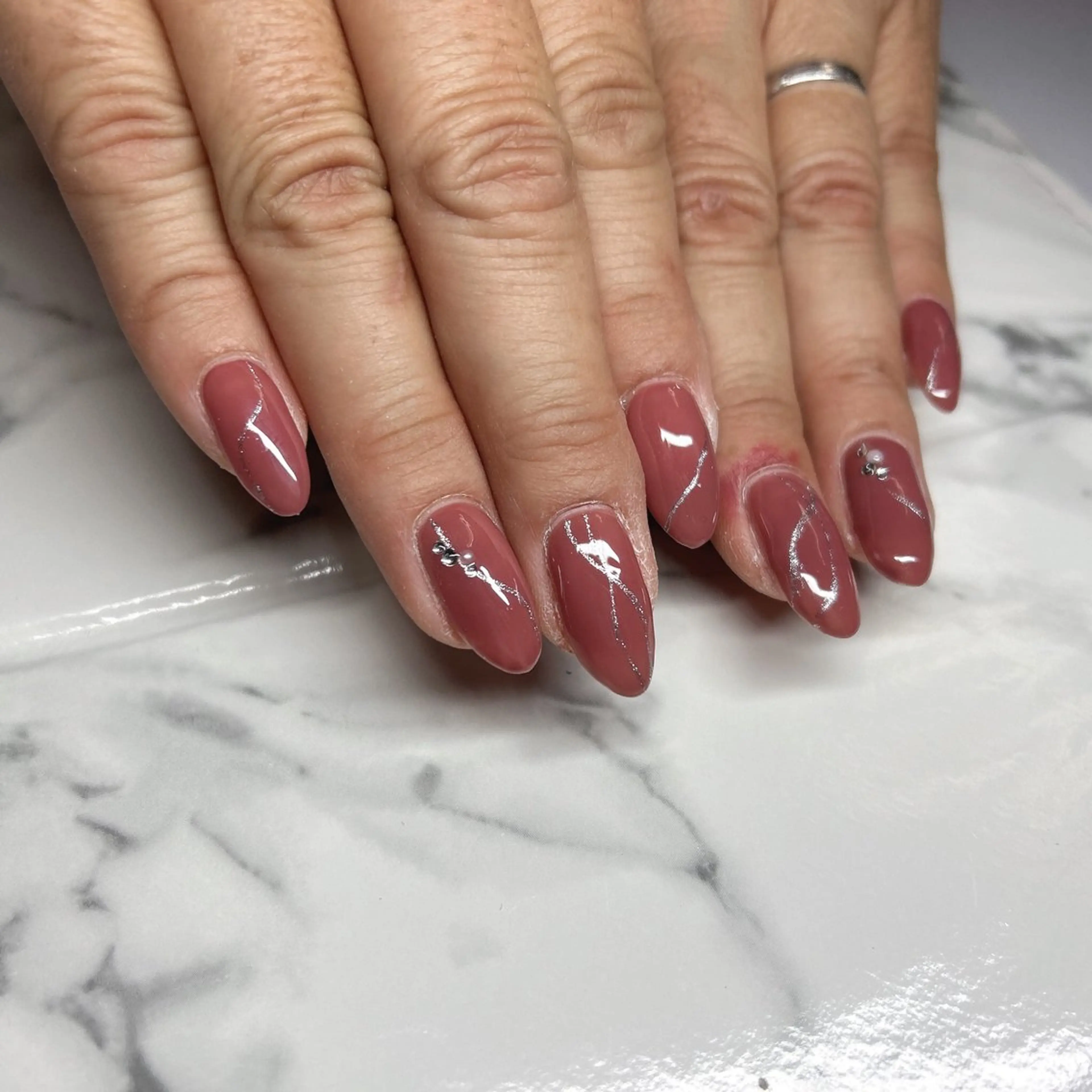 ネイル hotstyle倶楽部所属・山下 芽伊のマツエク・マツパデザイン