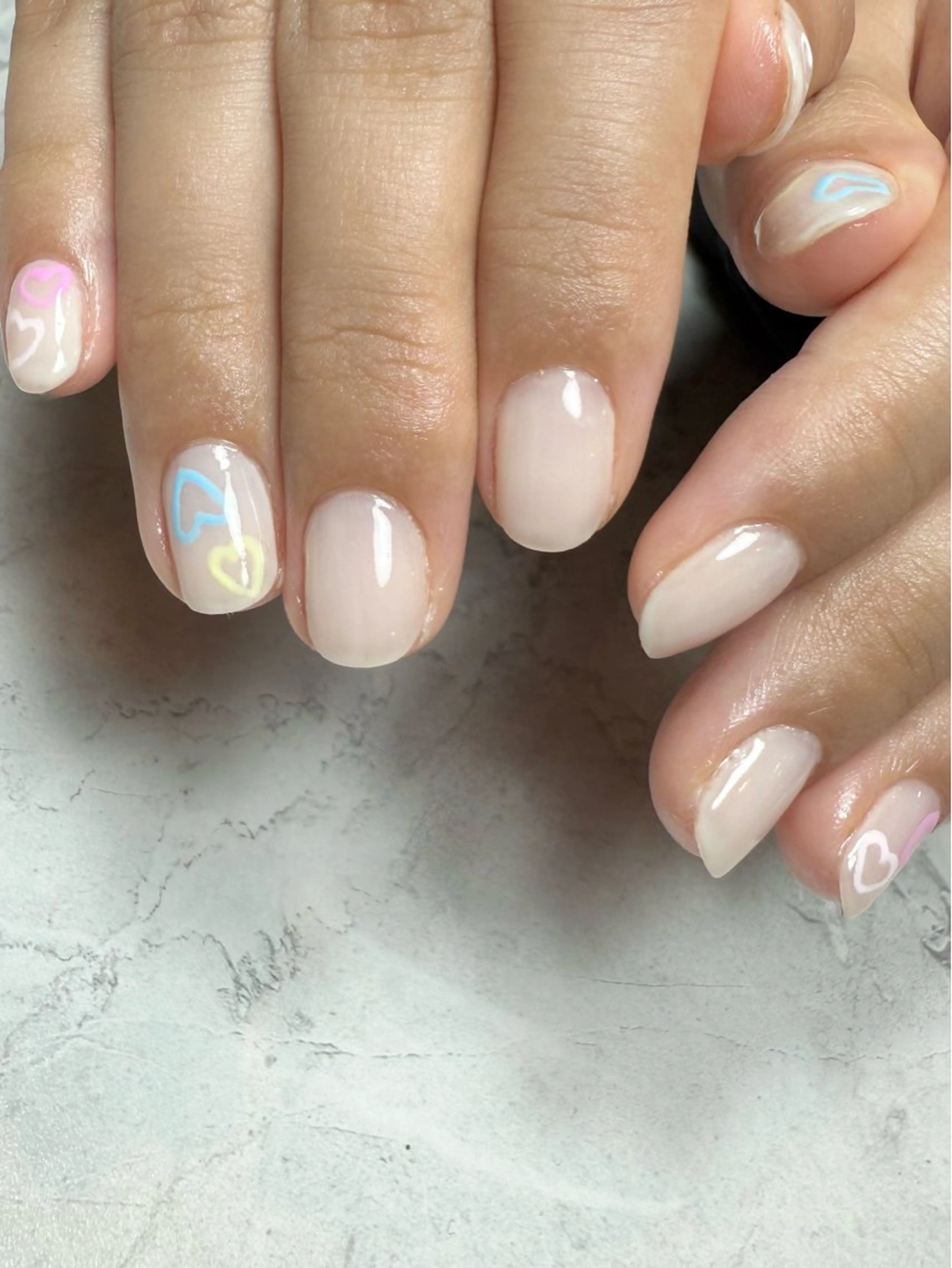 ネイル nail salon 〜Miari〜所属・吉澤 梓のネイルデザイン