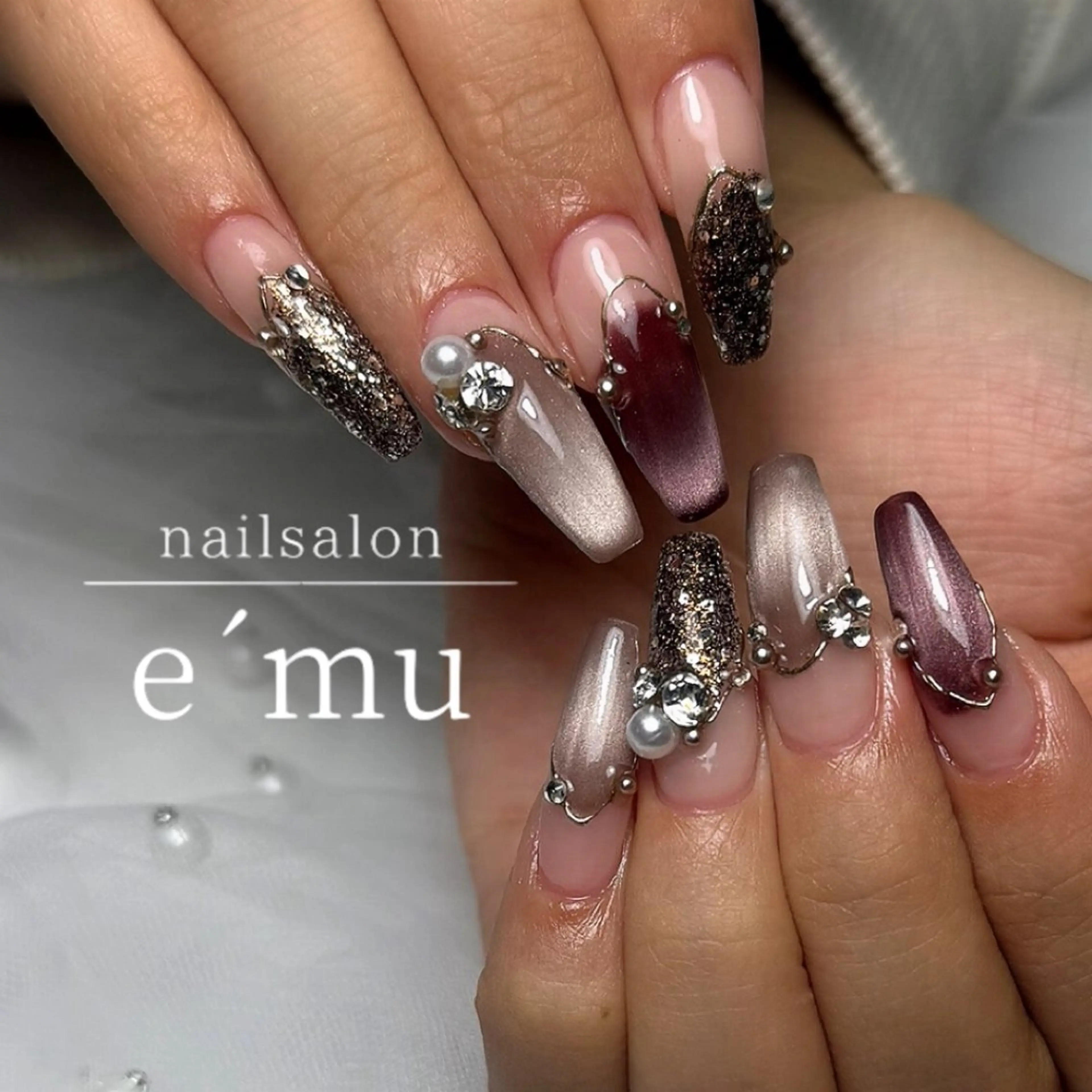 ネイル アートネイル マグネットネイル ミラーネイル ハンドネイル nailsalon e´muのネイルデザイン