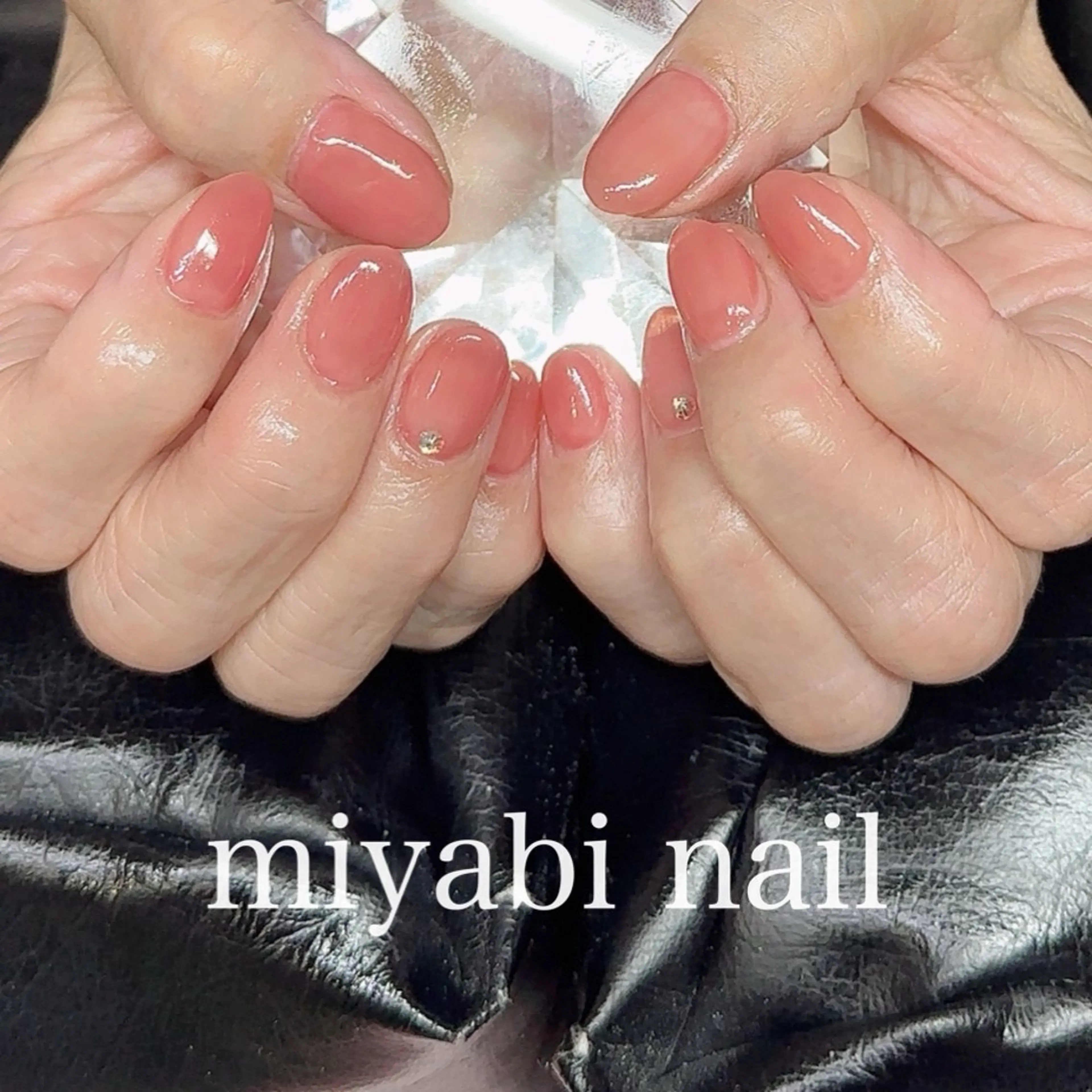 ネイル オーロラネイル ジェルネイル 持ち込み オフィスネイル ストーンネイル ハンドネイル miyabi nail 桂川駅近くのネイルデザイン