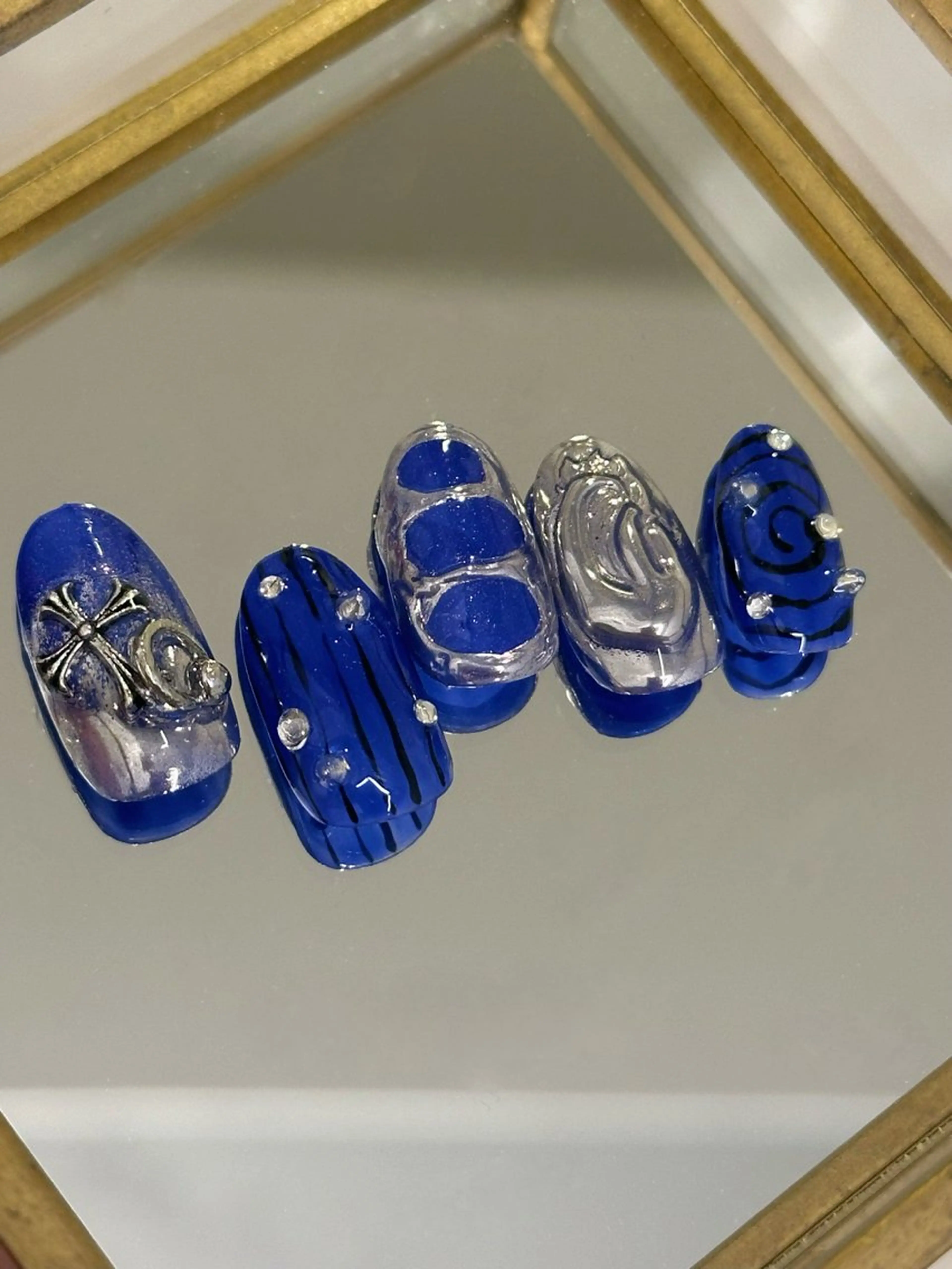 ネイル ハンドネイル 西田 花音のネイルデザイン