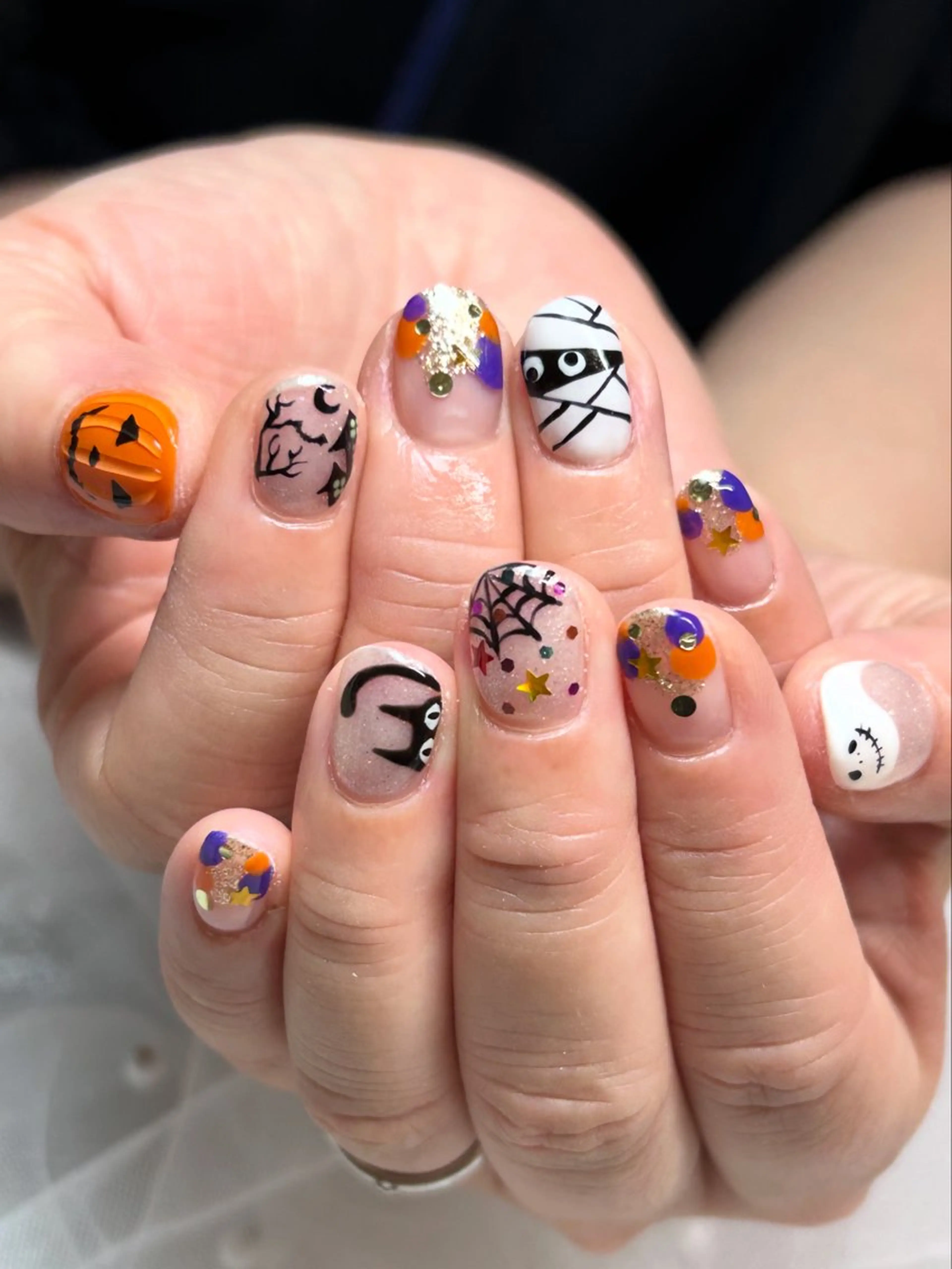 ネイル アートネイル ドット ハロウィン ロングネイル ショートネイル ハンドネイル プライベートサロン マニフィークのネイルデザイン