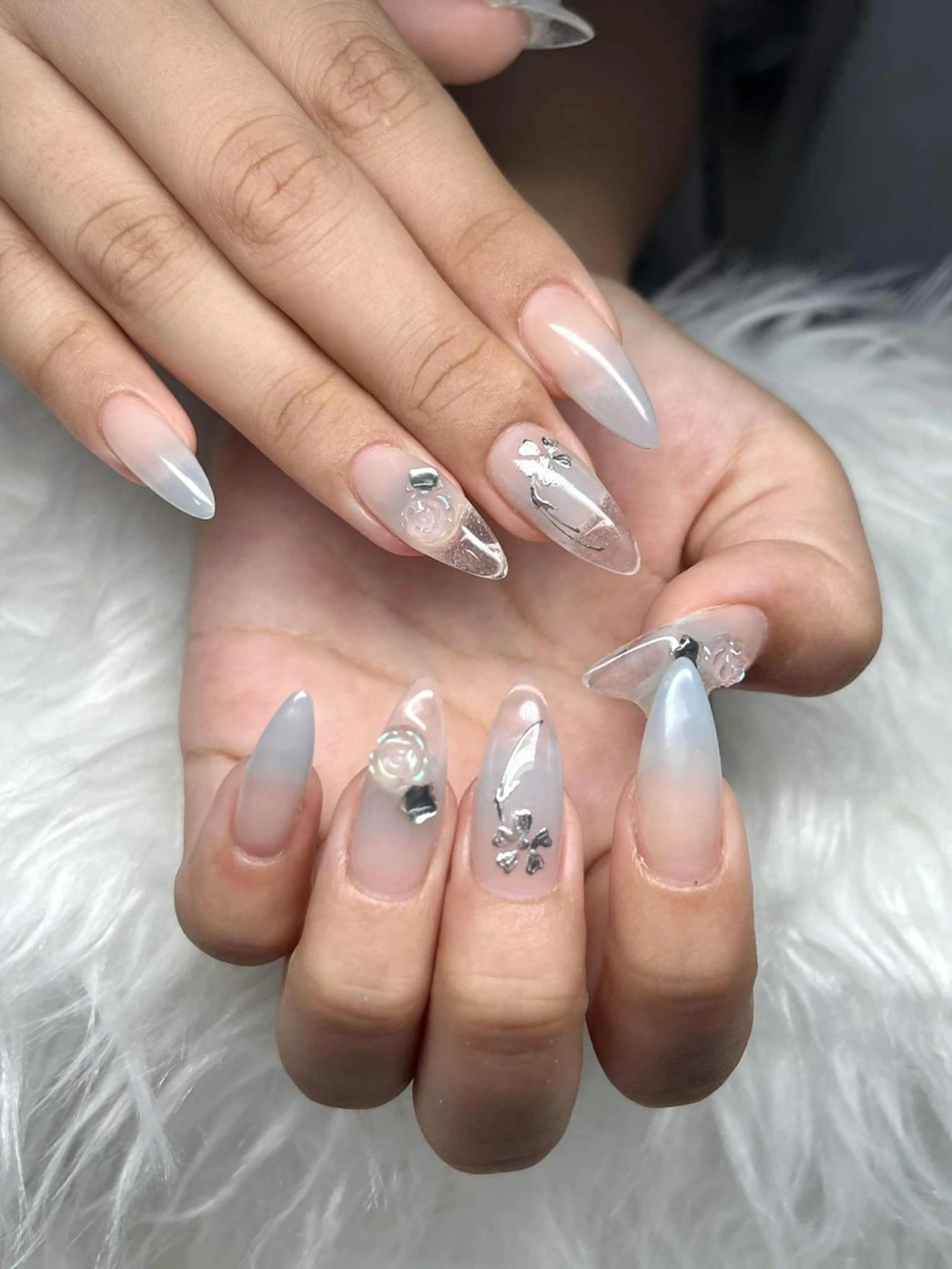 ネイル フレンチネイル ジェルネイル ハロウィン キラキラネイル 韓国ネイル ハンドネイル H.baby Nail Salonのネイルデザイン