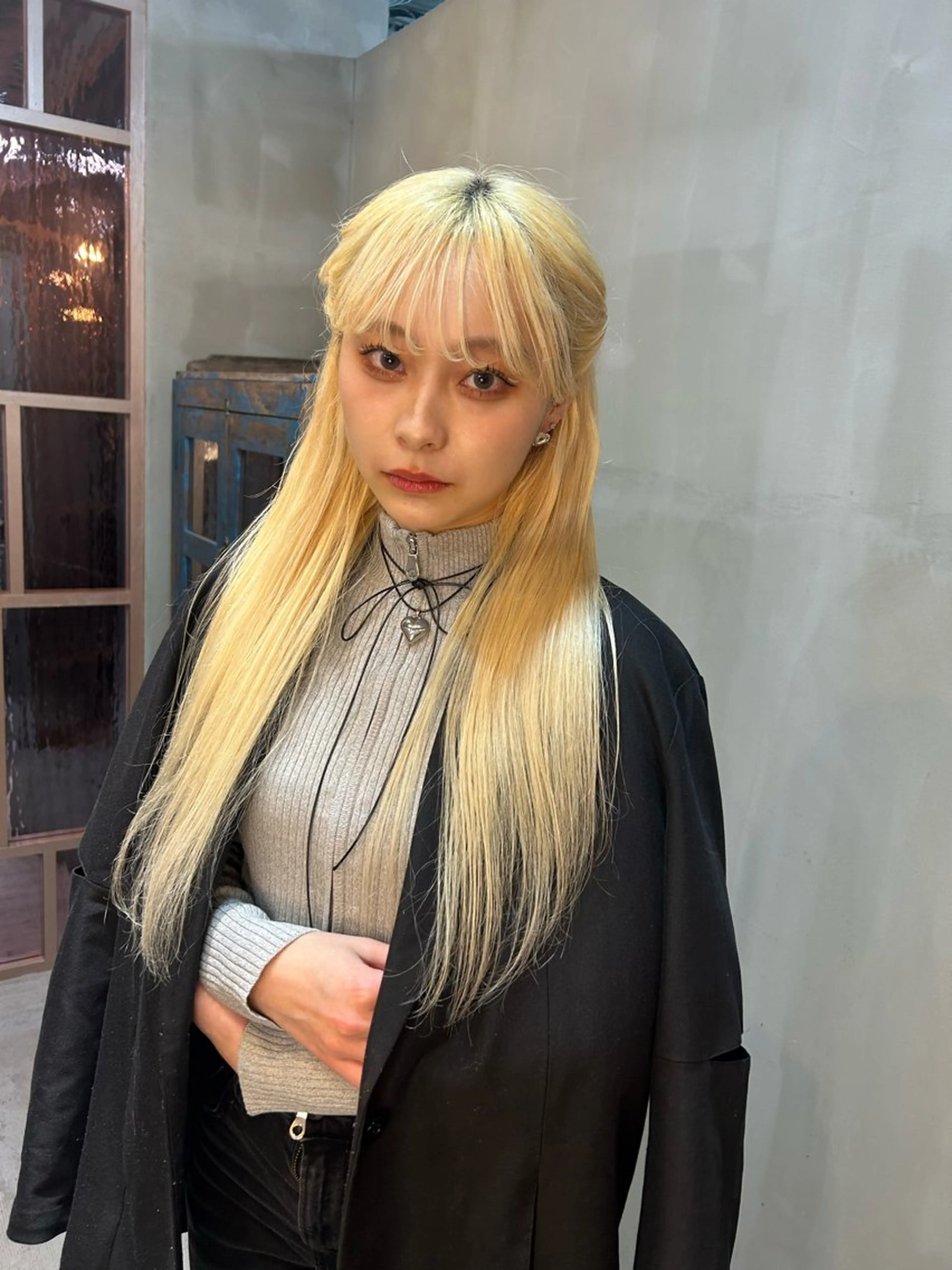 ロング ヘアカラー トリートメント ハイトーン/ブリーチ 🧁soraのヘアスタイル