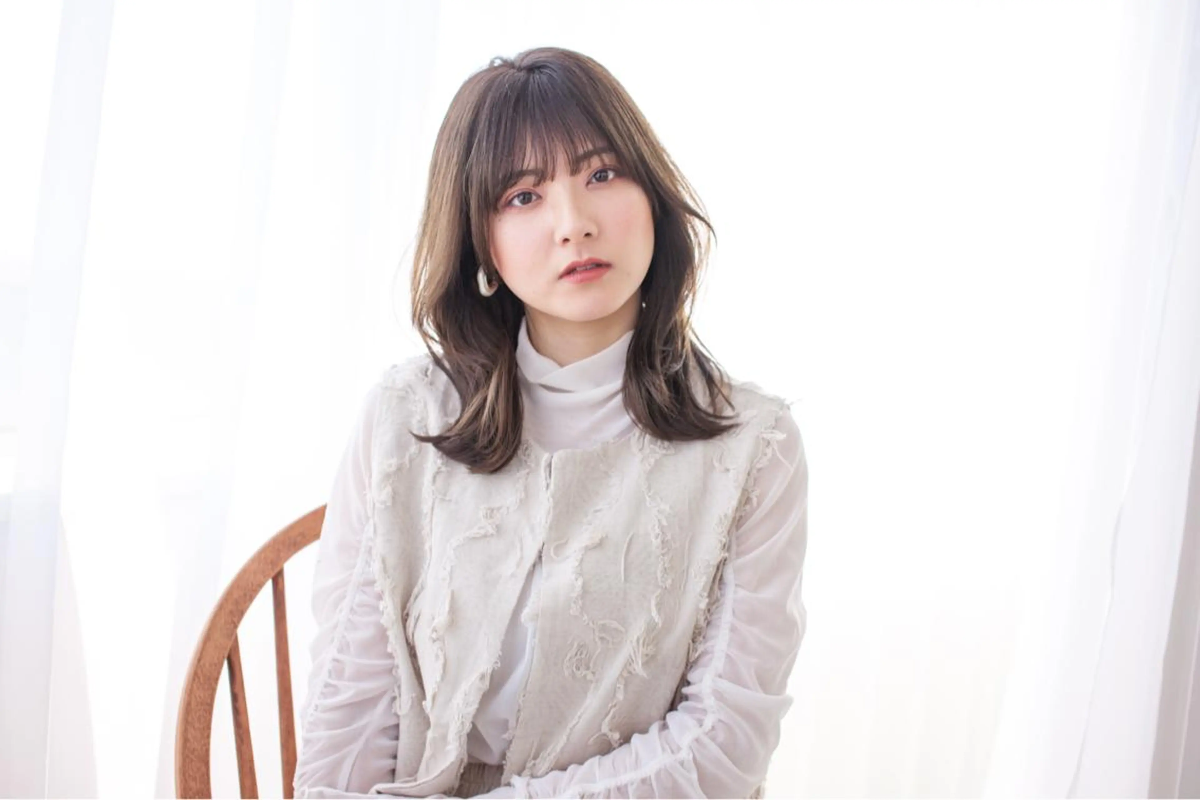 セミロング カラー Ash中目黒店 榊間茜のヘアスタイル