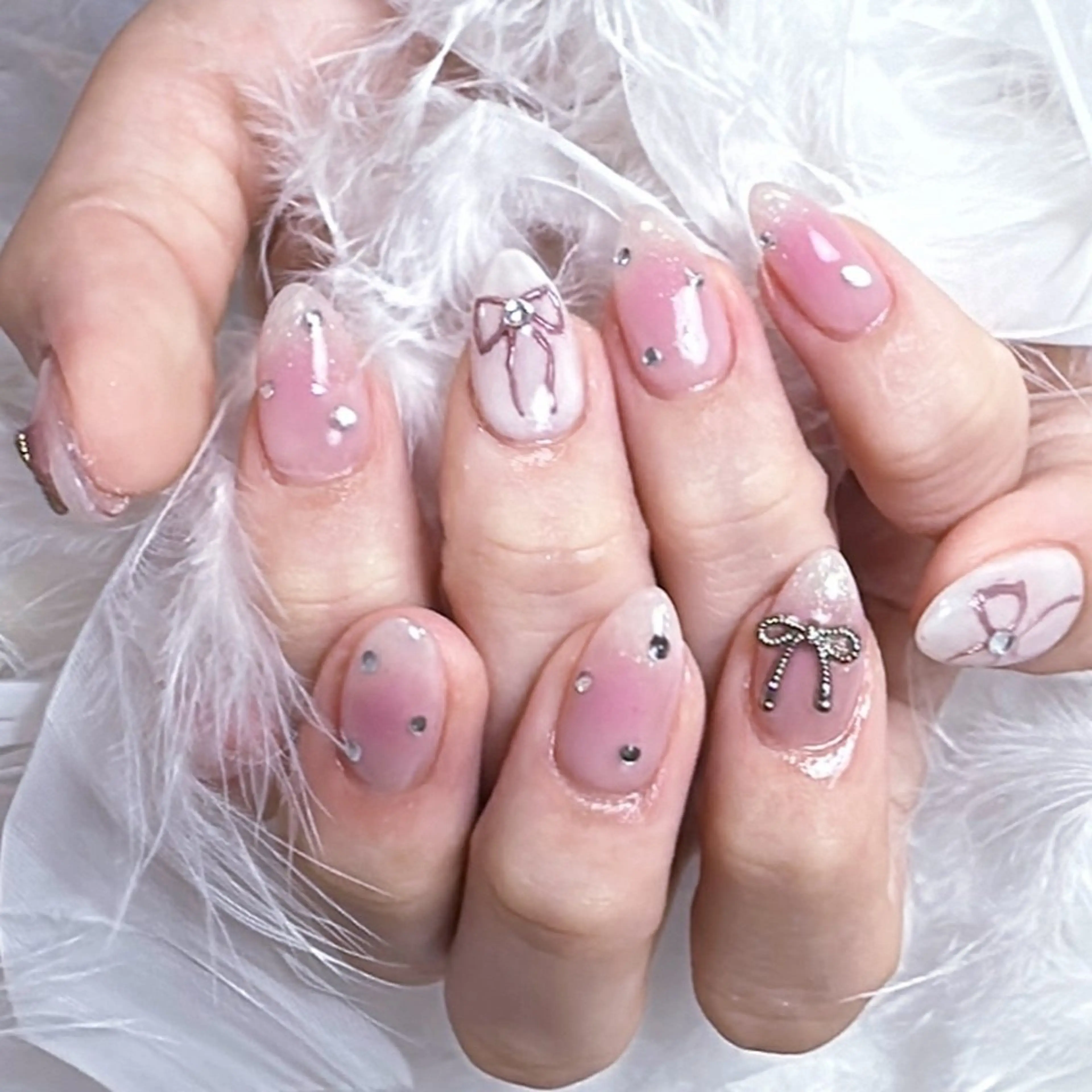 ネイル アートネイル ジェルネイル 韓国ネイル マグネットネイル マットネイル ハンドネイル DIAMOND Nail🍒のネイルデザイン