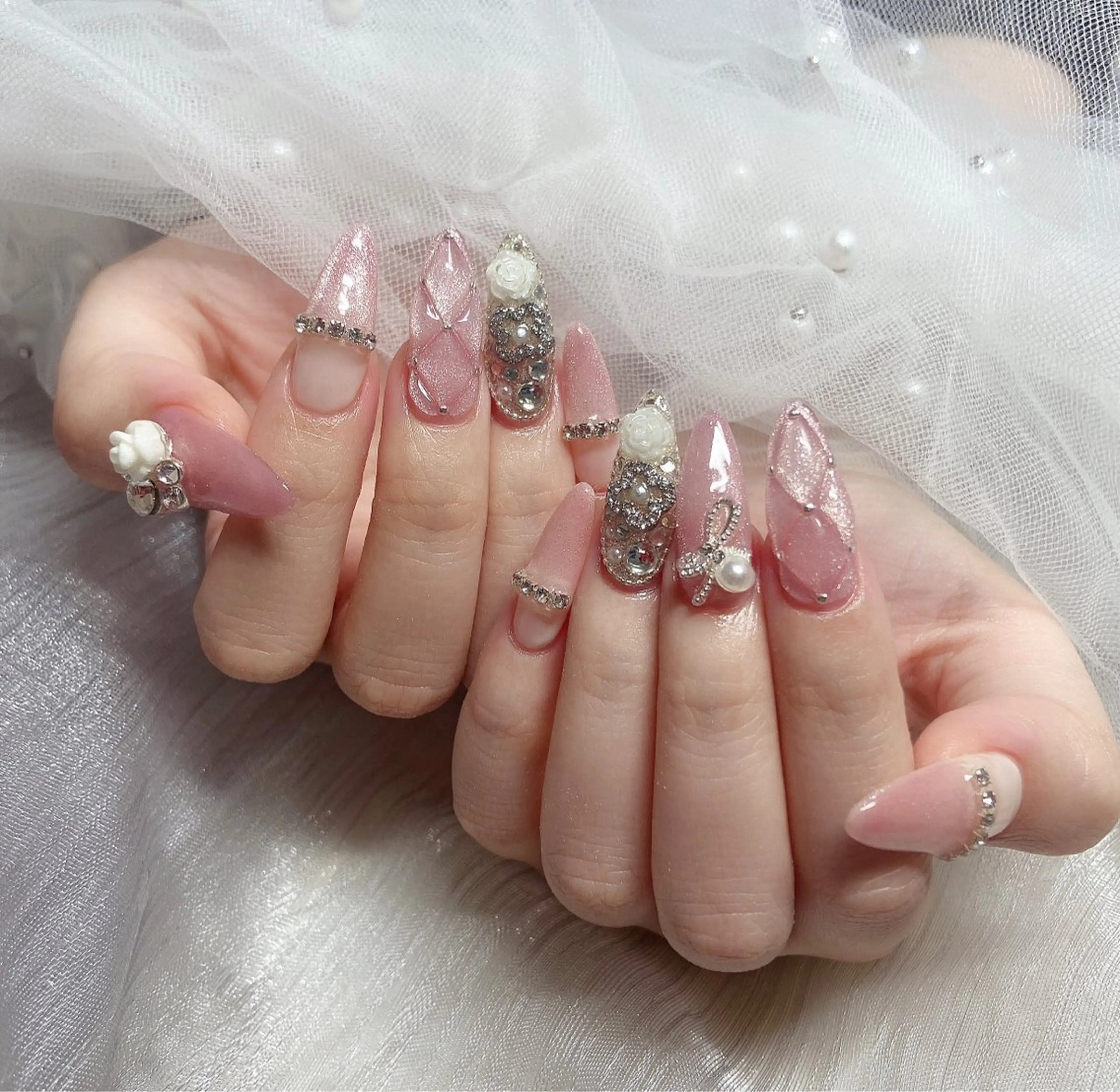 ネイル ハンドネイル ＆ME アンドミーのネイルデザイン