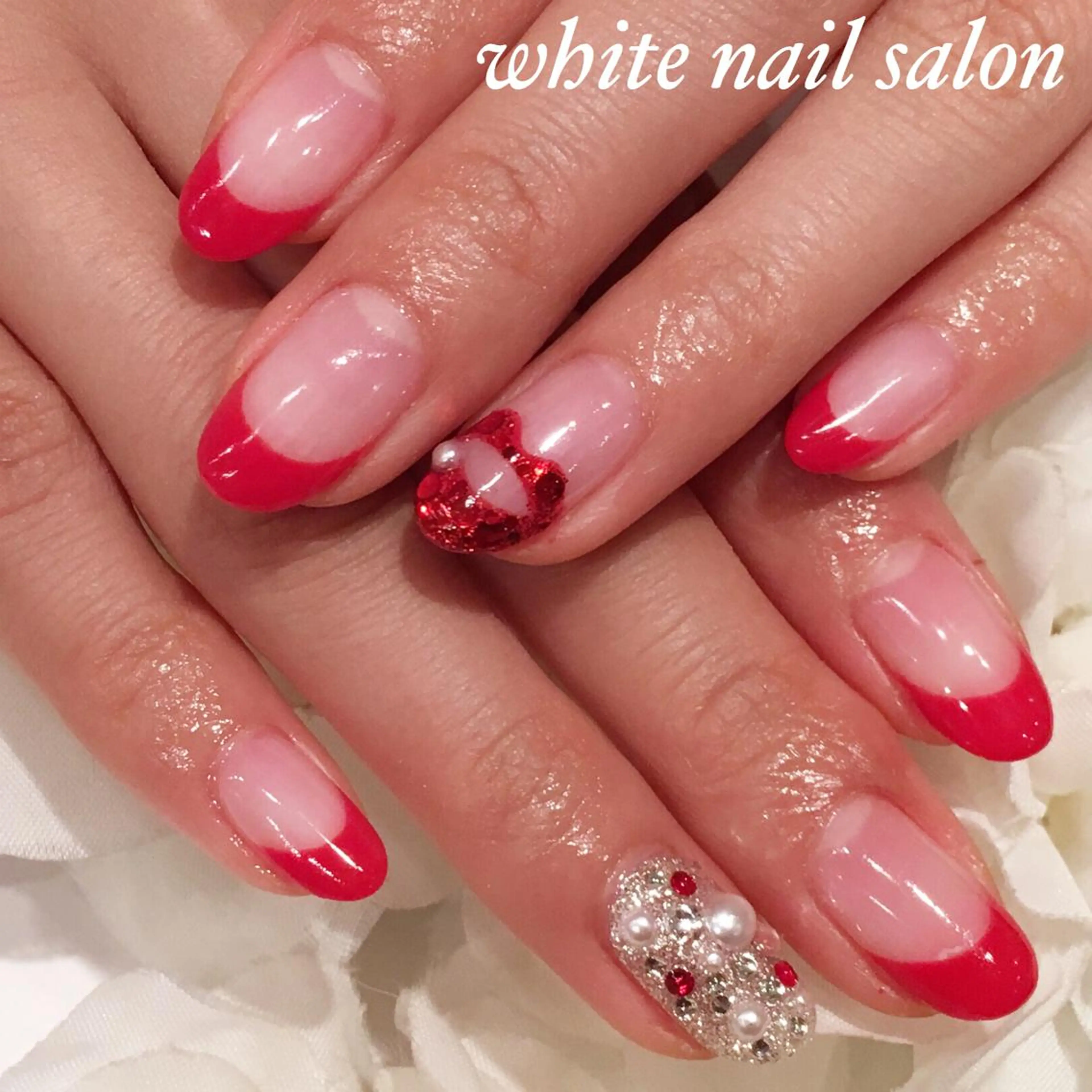 ネイル アートネイル フレンチネイル ジェルネイル オフィスネイル 赤色 ハンドネイル white nail salonのネイルデザイン