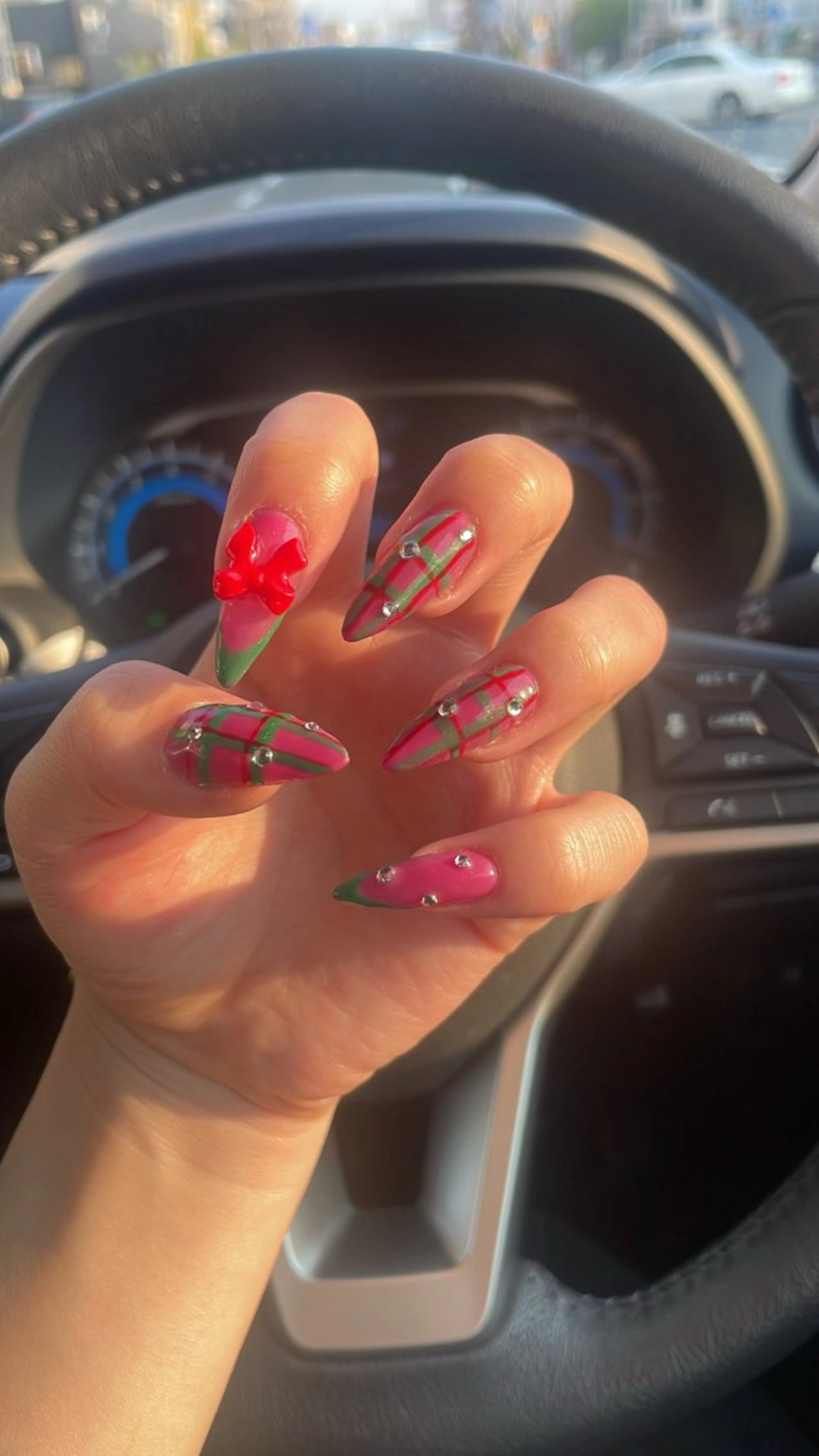 ネイル フレンチネイル ハンドネイル 33nail✴️栄 スミレ❇️Gel-xのネイルデザイン