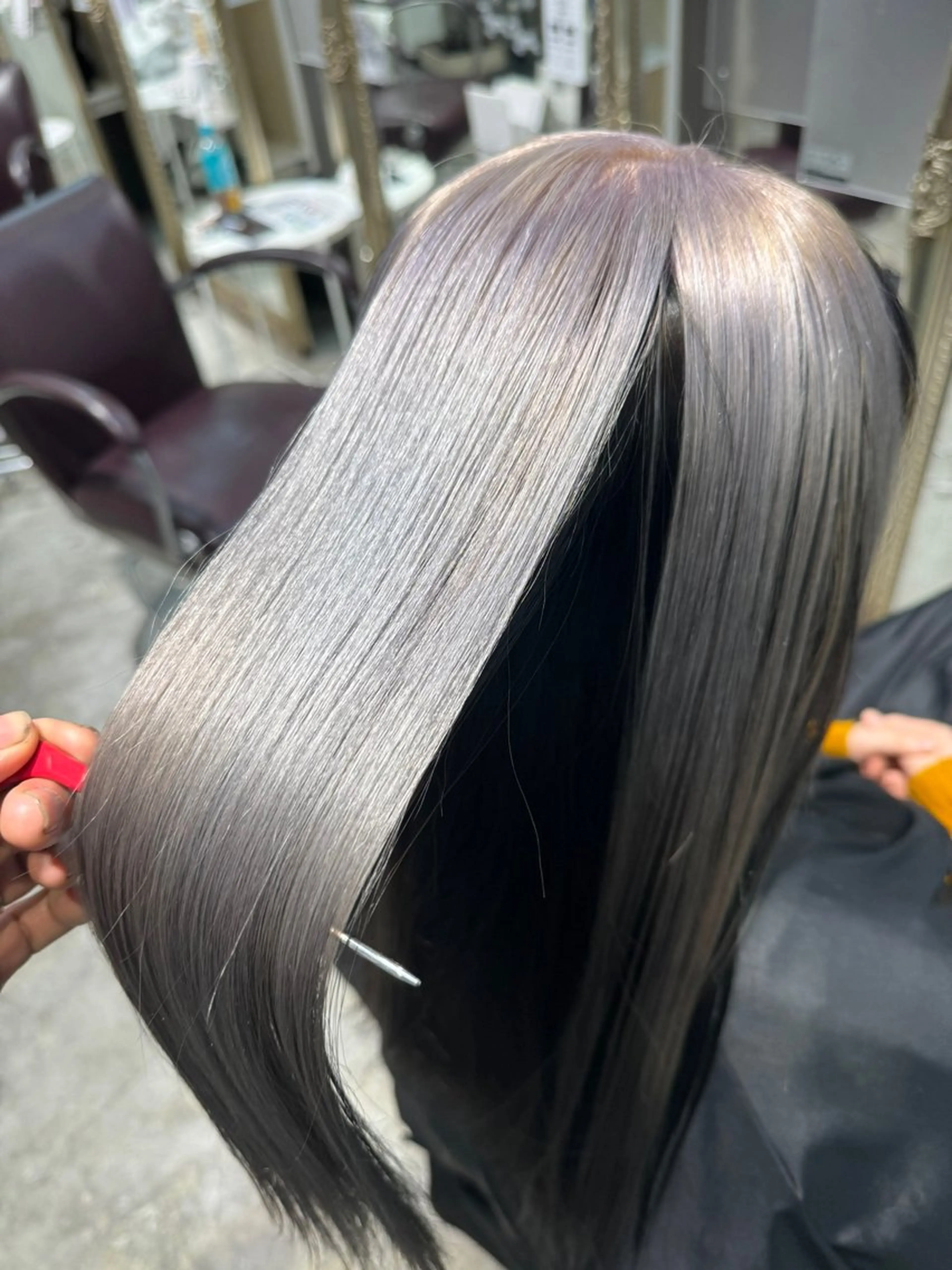 セミロング カラー ブリーチ AMRITA所属・men'sｶｯﾄ ﾊﾟｰﾏ🫧ｼｵﾝのヘアスタイル