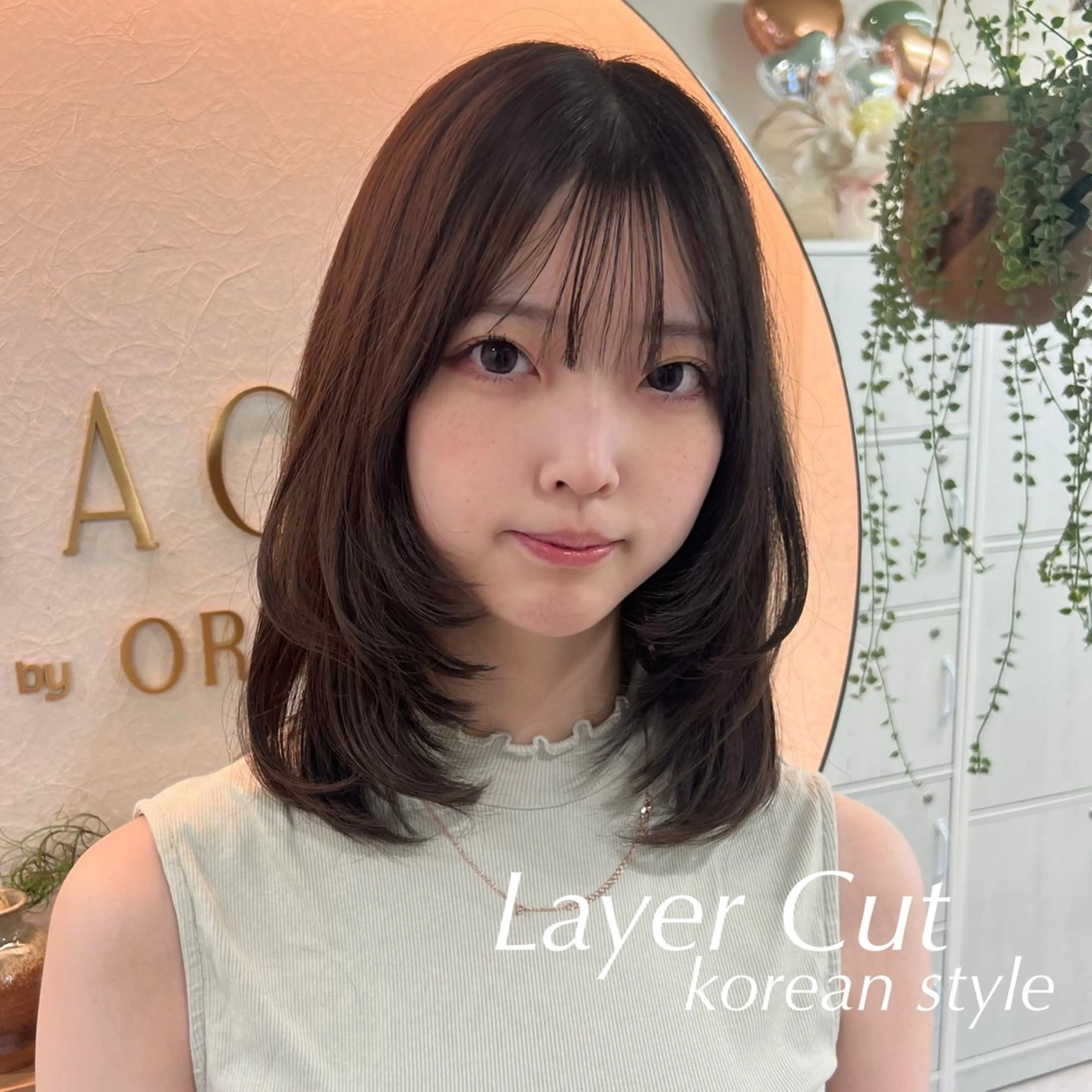 ミディアム レイヤーカット 韓国透明感カラー 🫧SHIHO🫧のヘアスタイル
