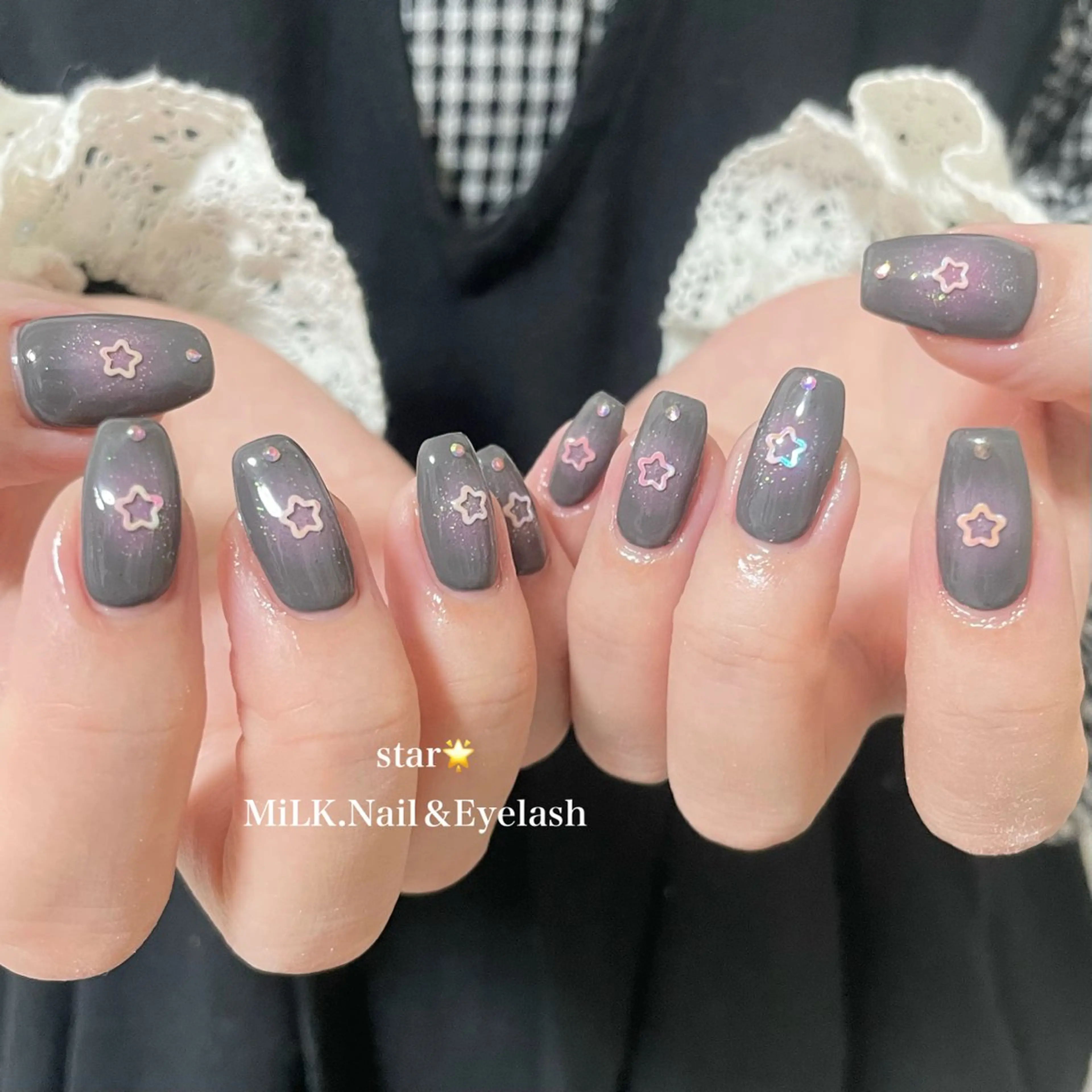 ネイル ゴールド ハンドネイル MiLK. Nail&Eyelash所属・MiLK. wakaのマツエク・マツパデザイン