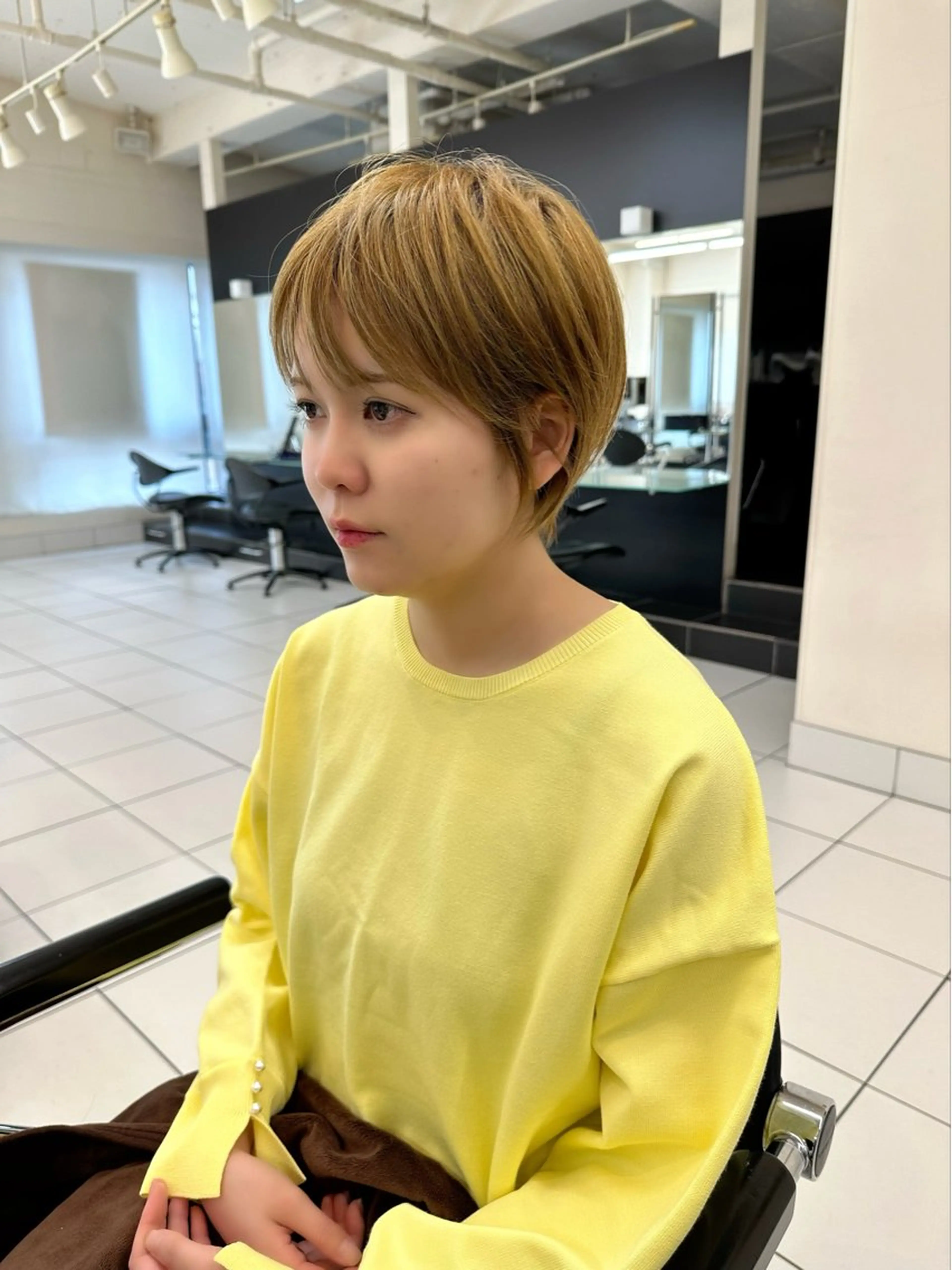 ショート 小池 功のヘアスタイル