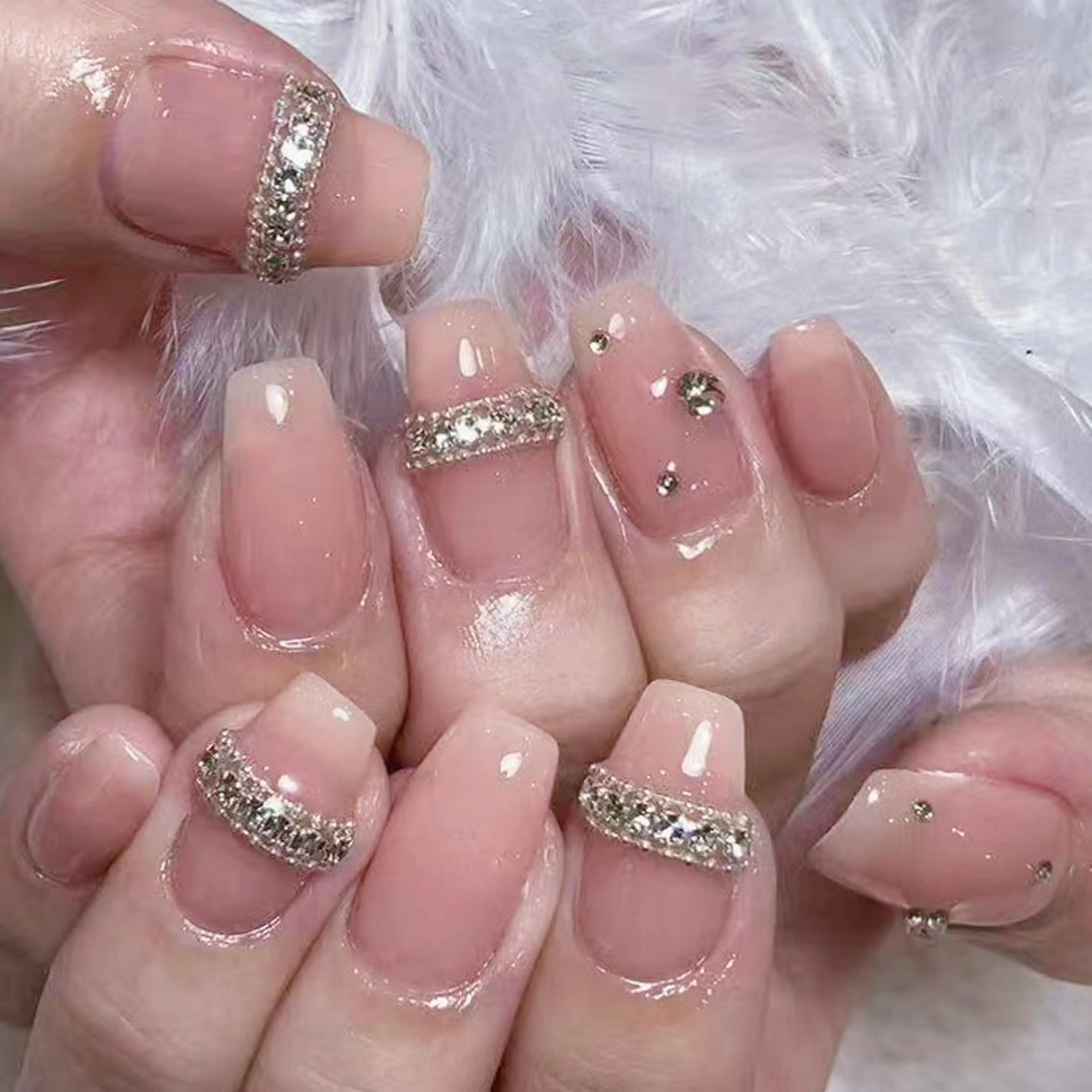 ネイル アートネイル オーロラネイル ガーリー キラキラネイル 韓国ネイル ハンドネイル Diamond NAIL💝のネイルデザイン