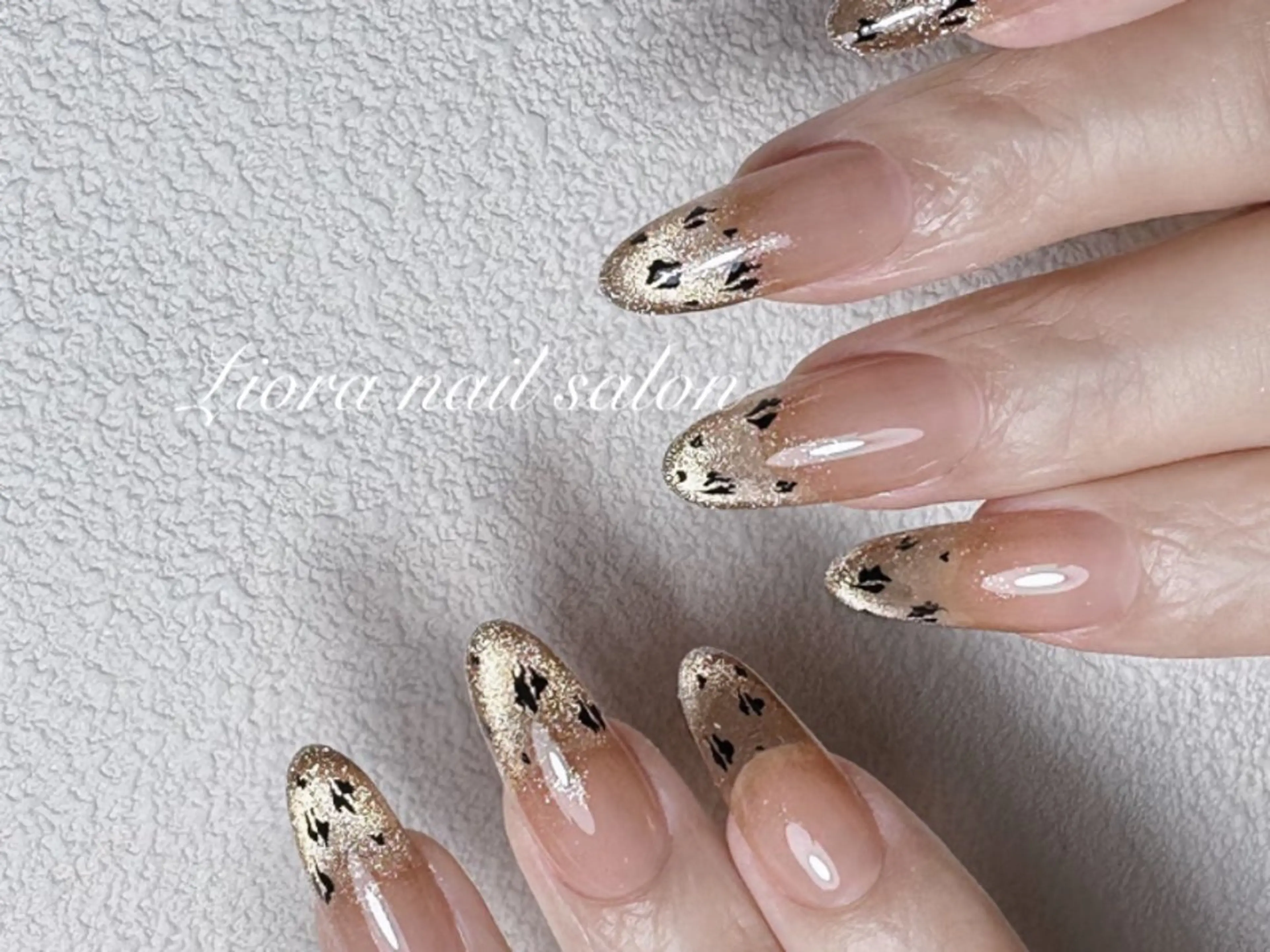 ネイル フレンチネイル ジェルネイル ガーリー グラデーション キラキラネイル ハンドネイル Liora nail スカルプ専門店のネイルデザイン