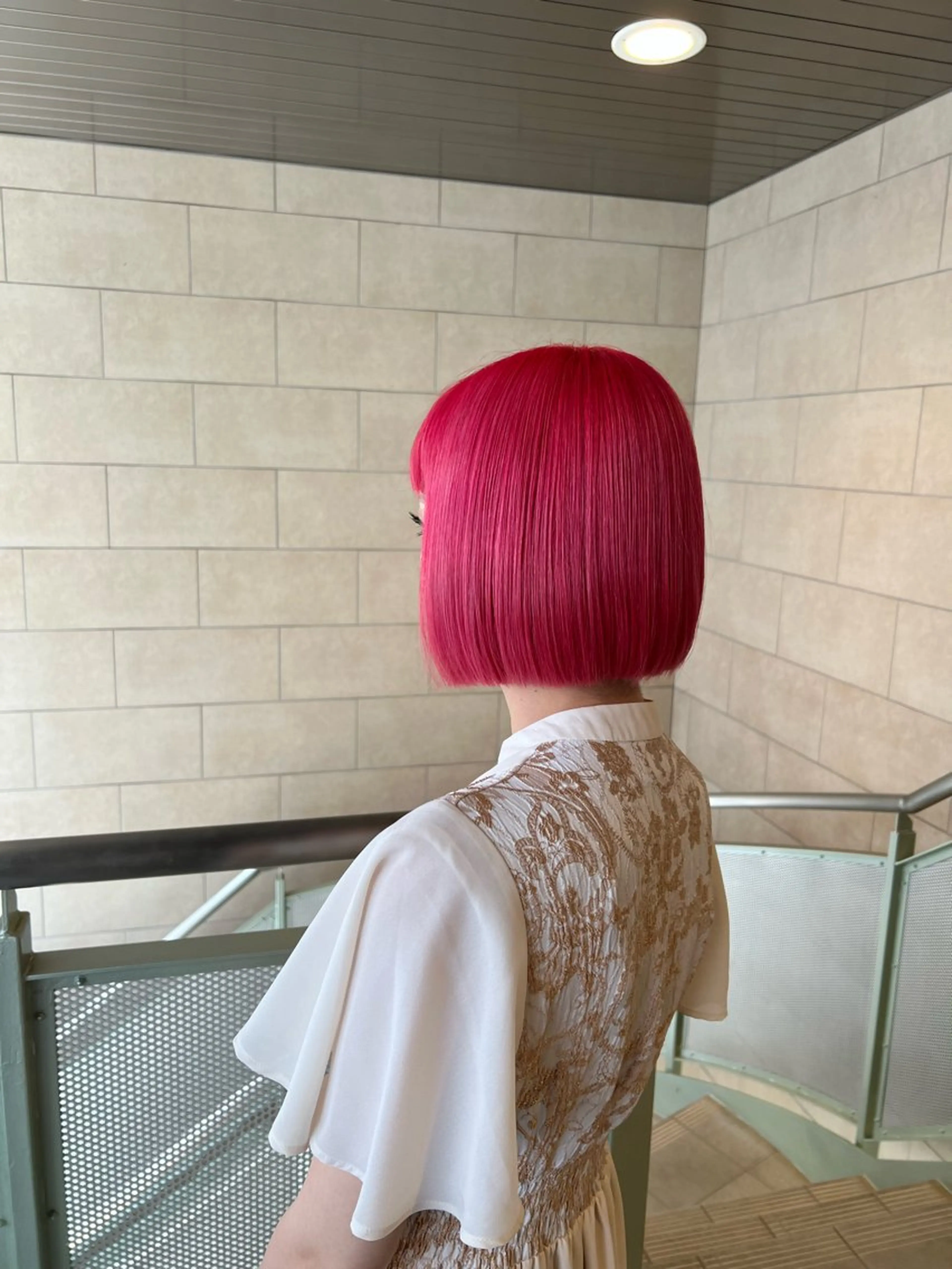 カラー ブリーチ 久永 菫のヘアスタイル