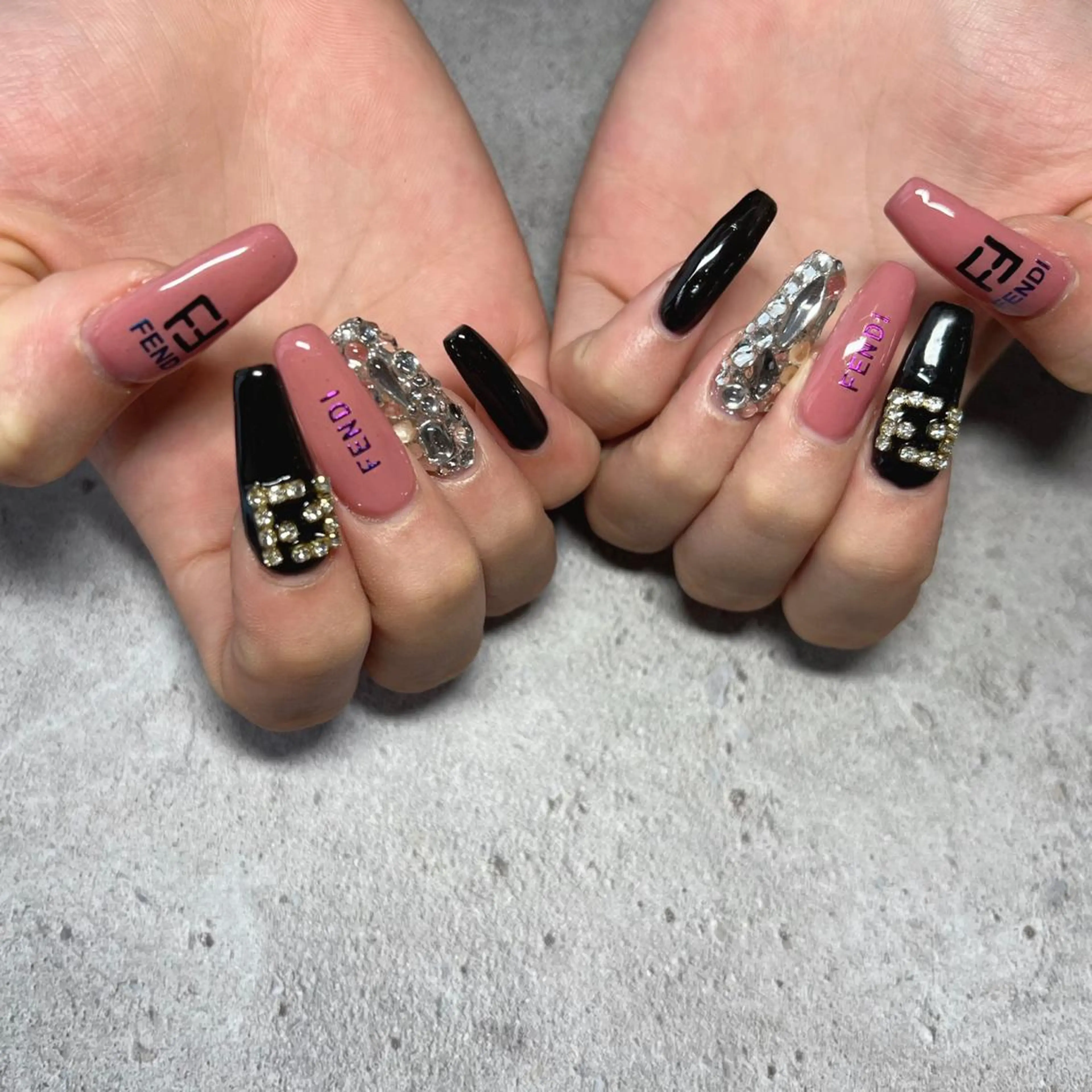 ロング ネイル スカルプネイル nail salon émuのネイルデザイン