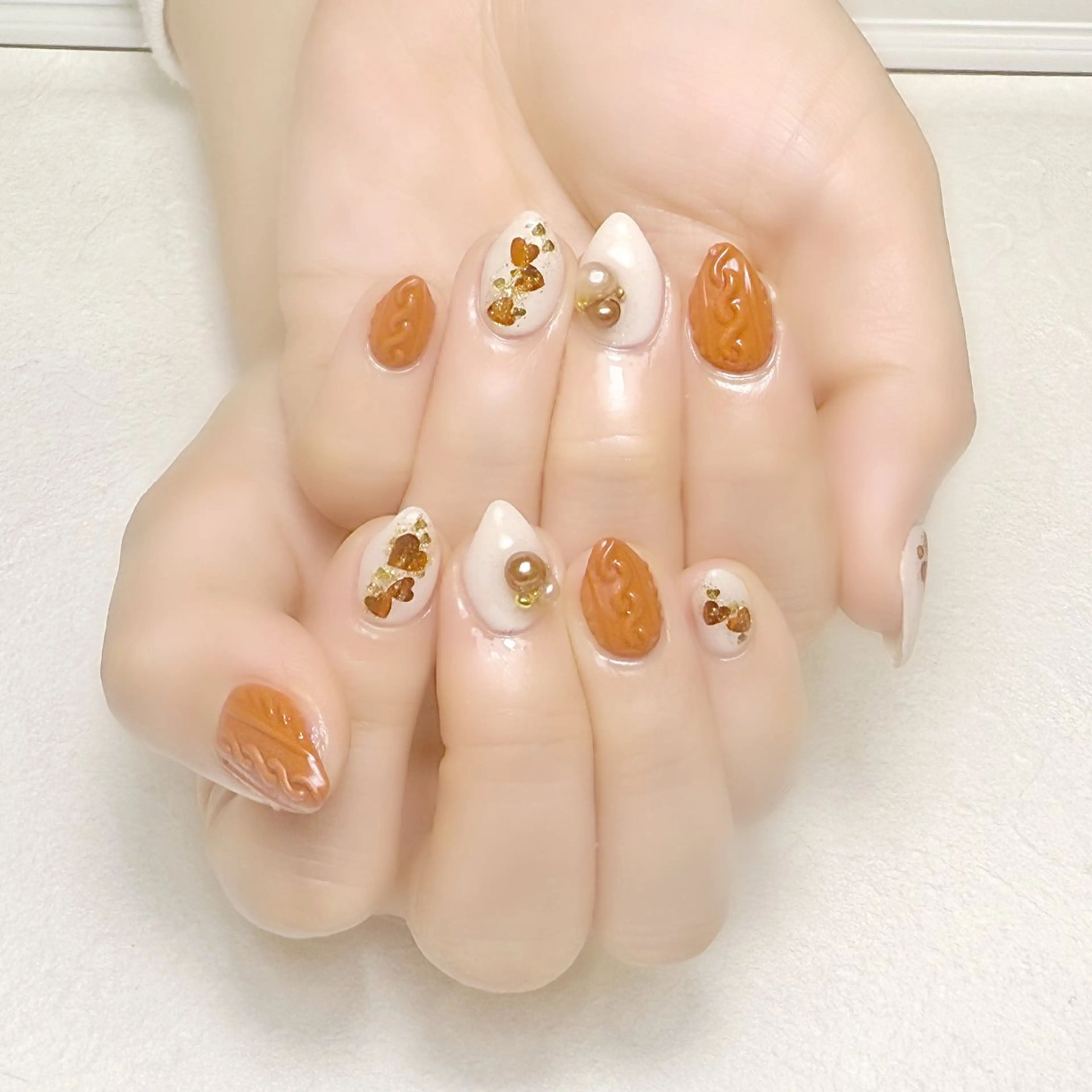 ネイル ハート ぷっくりネイル 冬ネイル rouse nail RISATOのネイルデザイン
