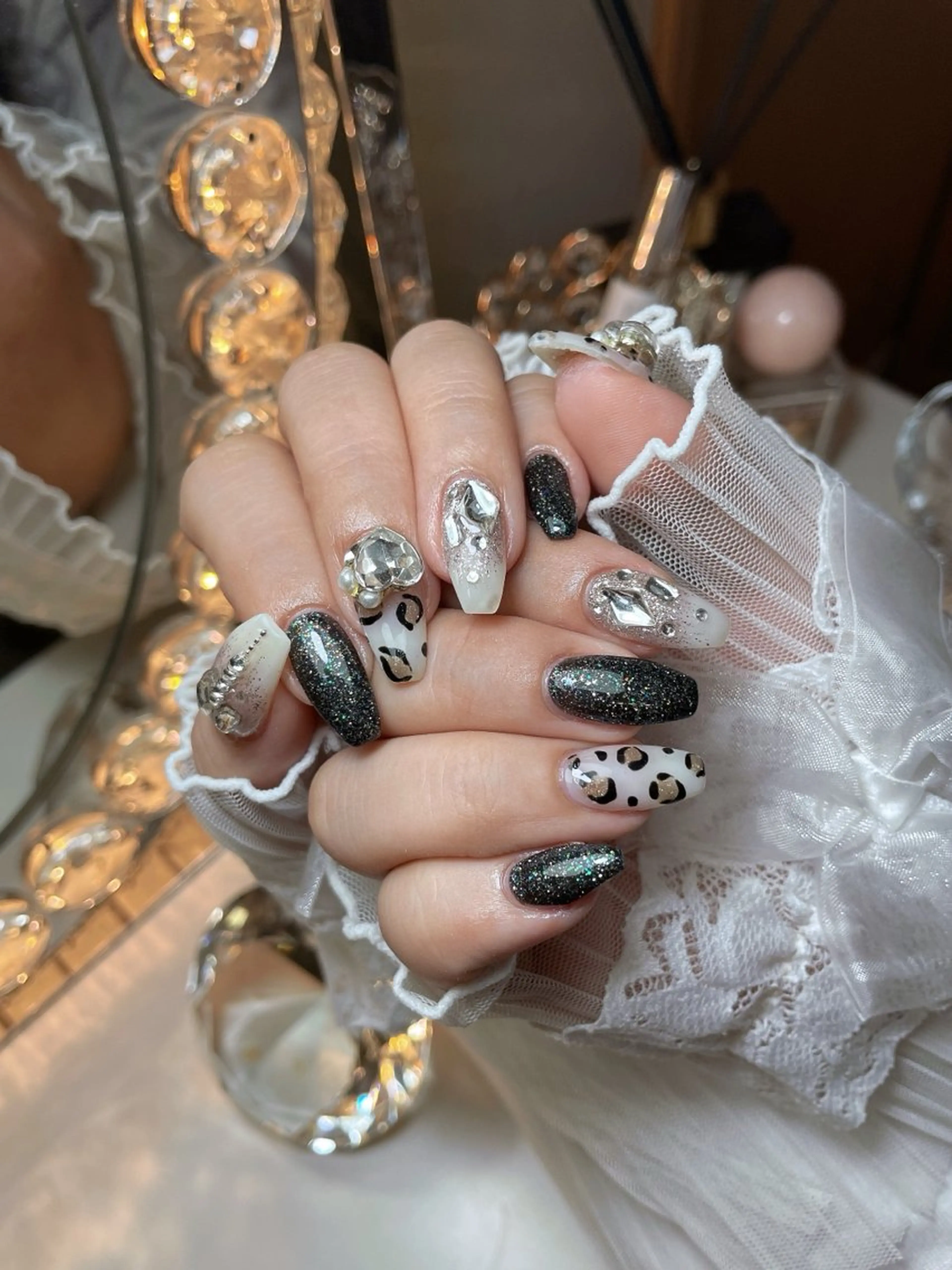 ネイル 23時まで❤︎韓国、 ワンホンネイルのネイルデザイン