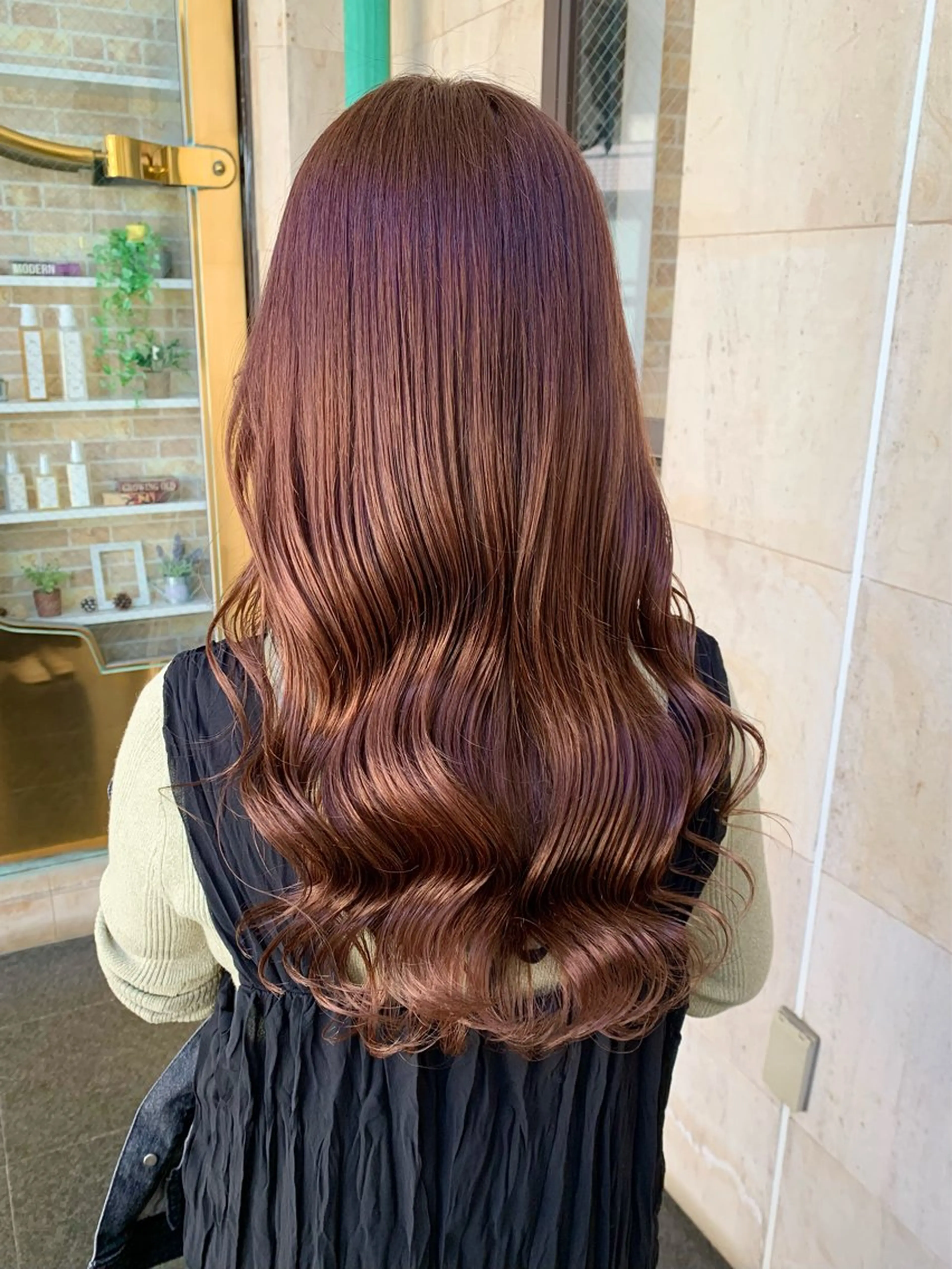 ロング カラー 切りっぱなしボブ ブリーチ ダブルカラー ハイライトカラー ブリーチなしカラー ヘアカラー トリートメント ✨艶髪✨透明感✨ 山内大樹のヘアスタイル