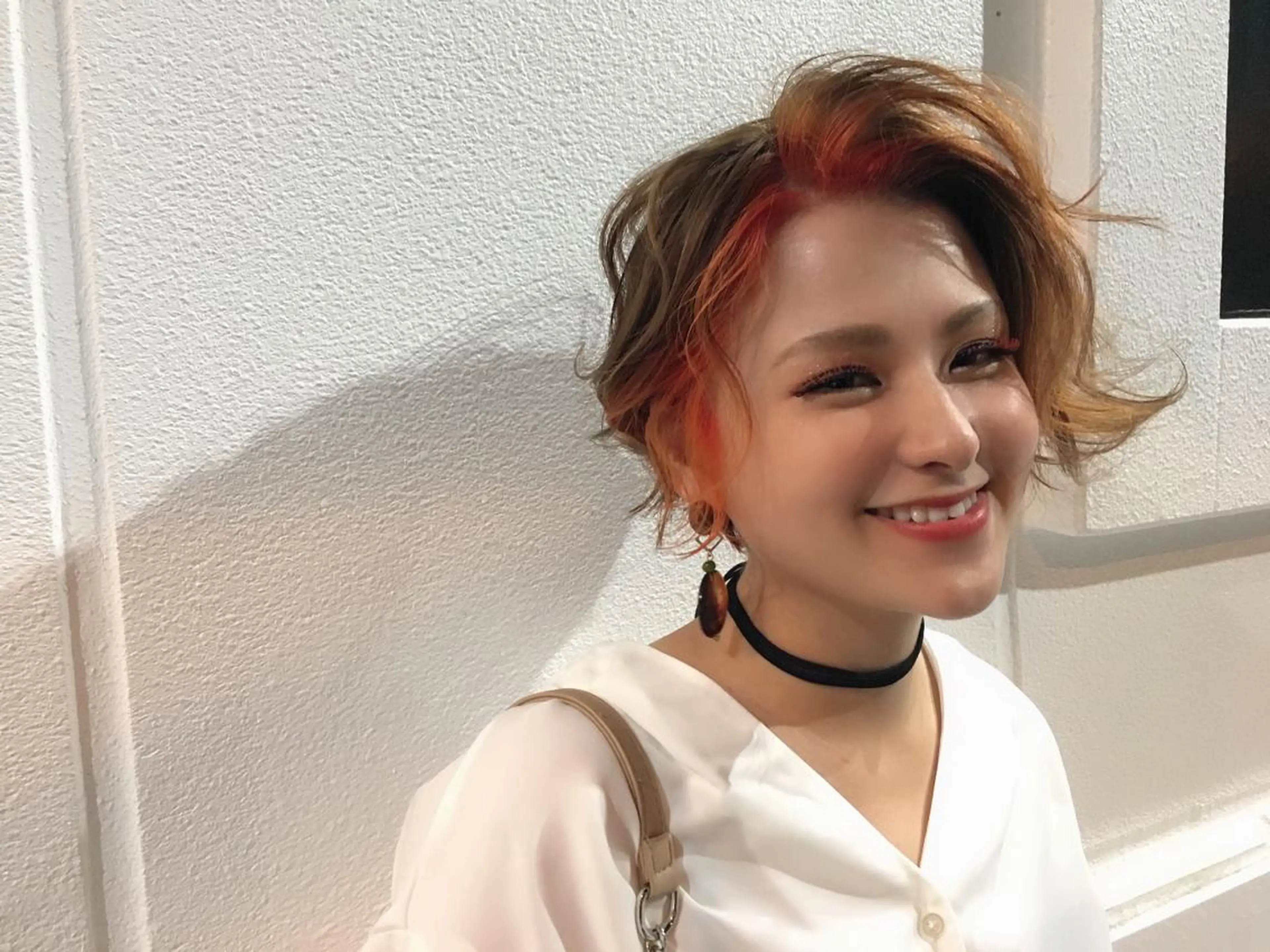 ショート カラー パーマ ヘアアレンジ 顔周りカット クリスタルマジック hair &　eyeのヘアスタイル