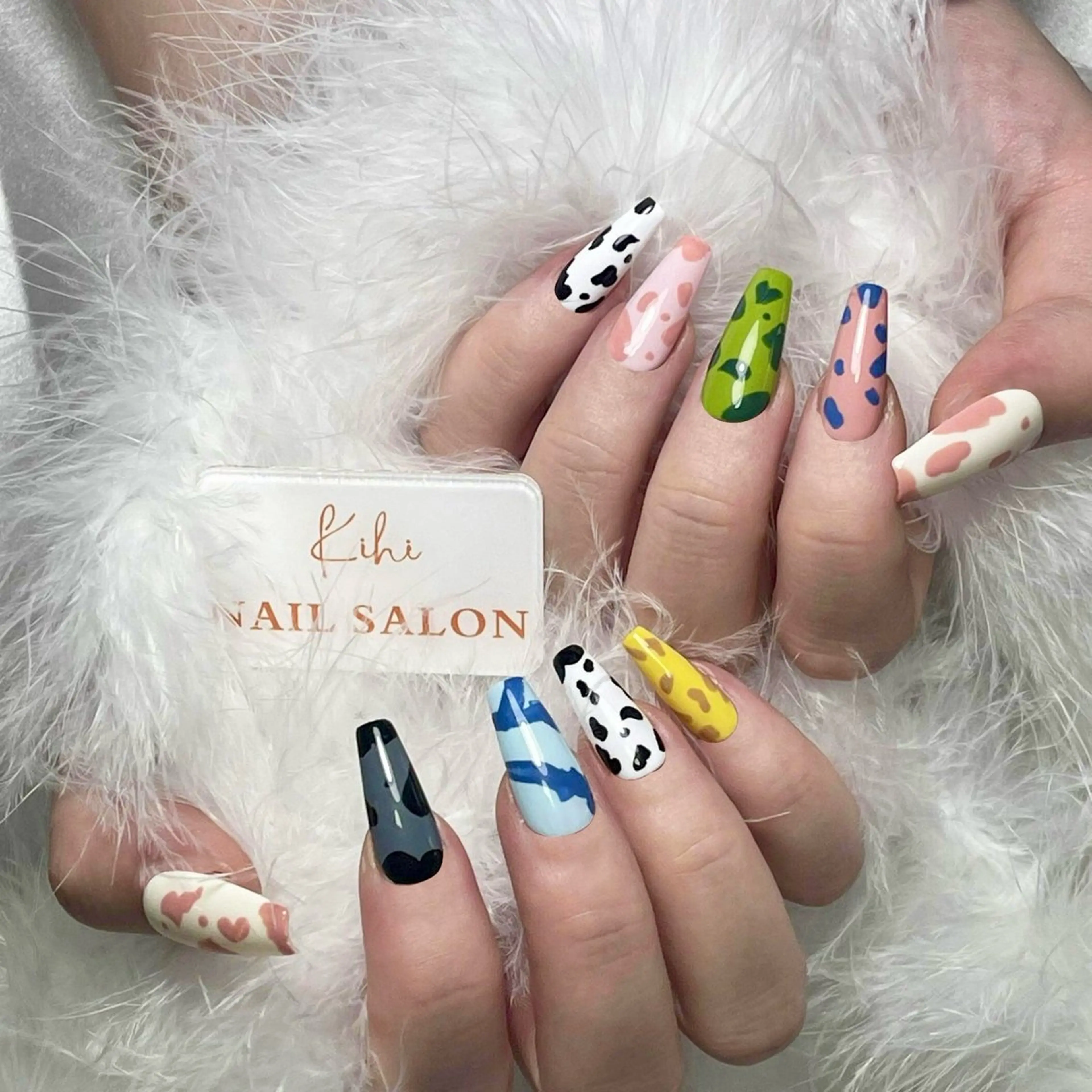 ネイル アートネイル フレンチネイル ジェルネイル グラデーション 韓国ネイル ハンドネイル 💕鈴木ユリ パラジェル/オフ無料のネイルデザイン