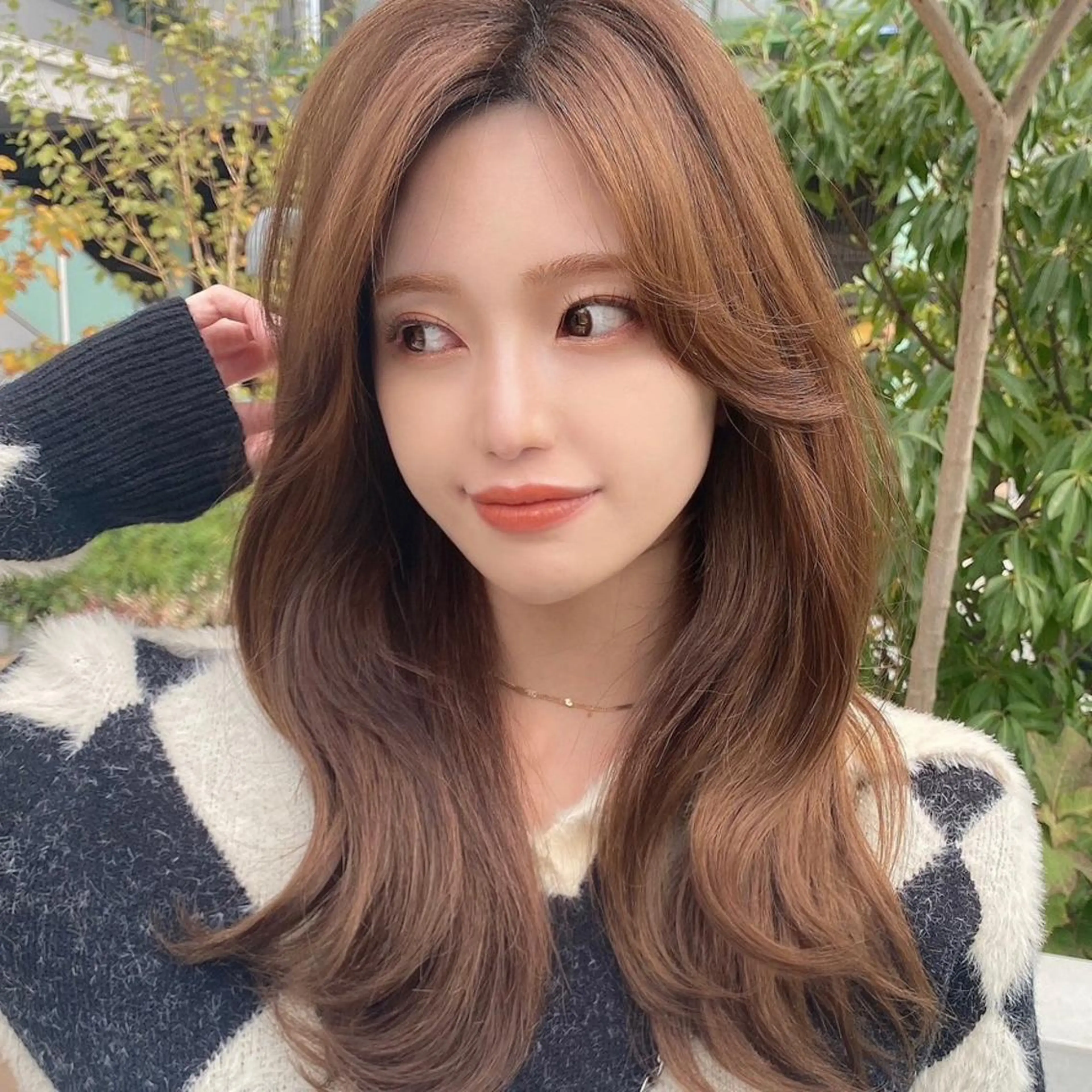 セミロング カラー パーマ セミロングパーマ 透明感カラー グレージュ くびれヘア 韓国風ヘア カット パーマ トリートメント モテ髪×トレンド💕 小顔レイヤー 金井のヘアスタイル