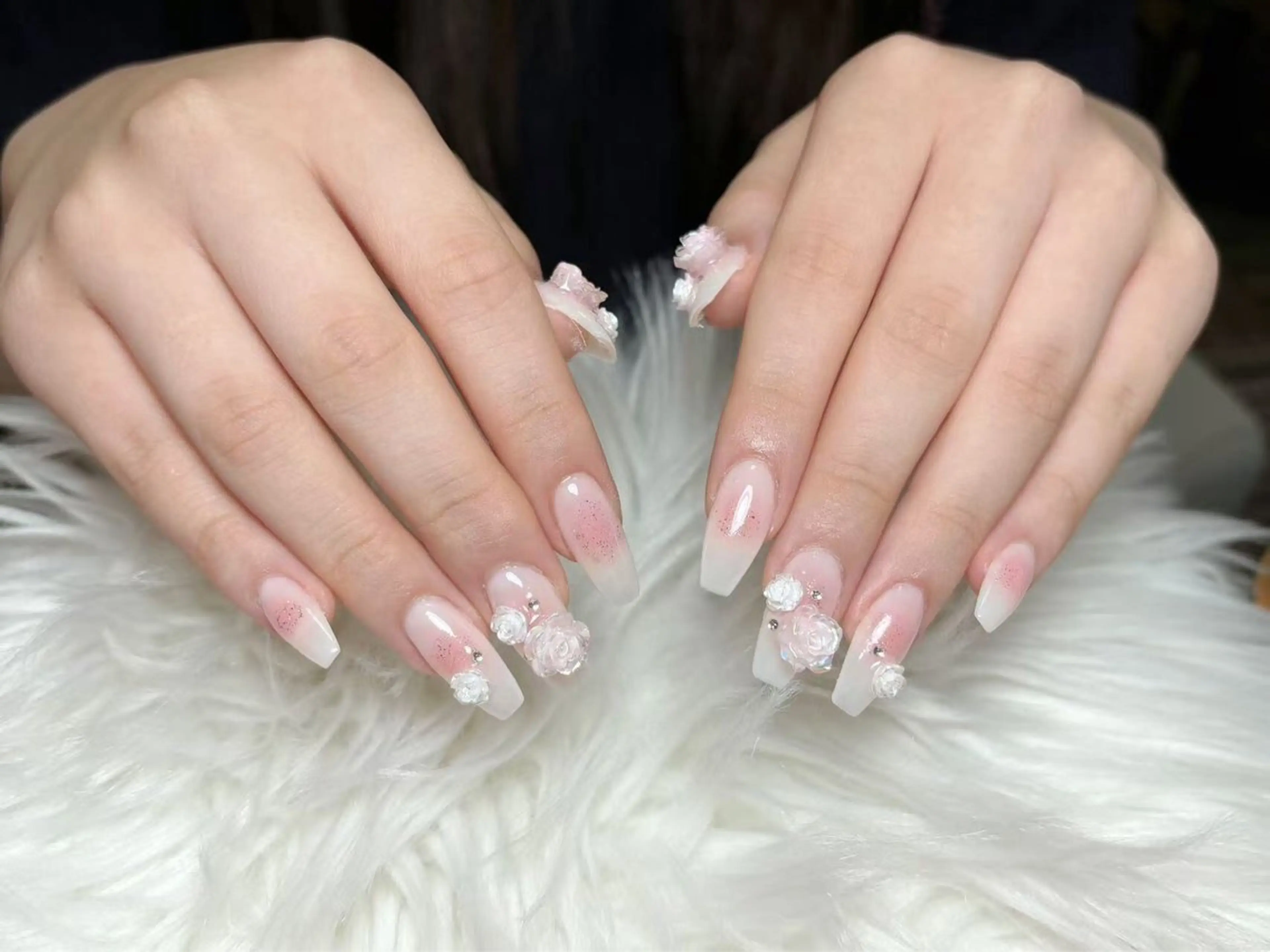 ネイル チークネイル 長さ出し フラッシュネイル フットネイル フレンチネイル Niko nailサロンのネイルデザイン