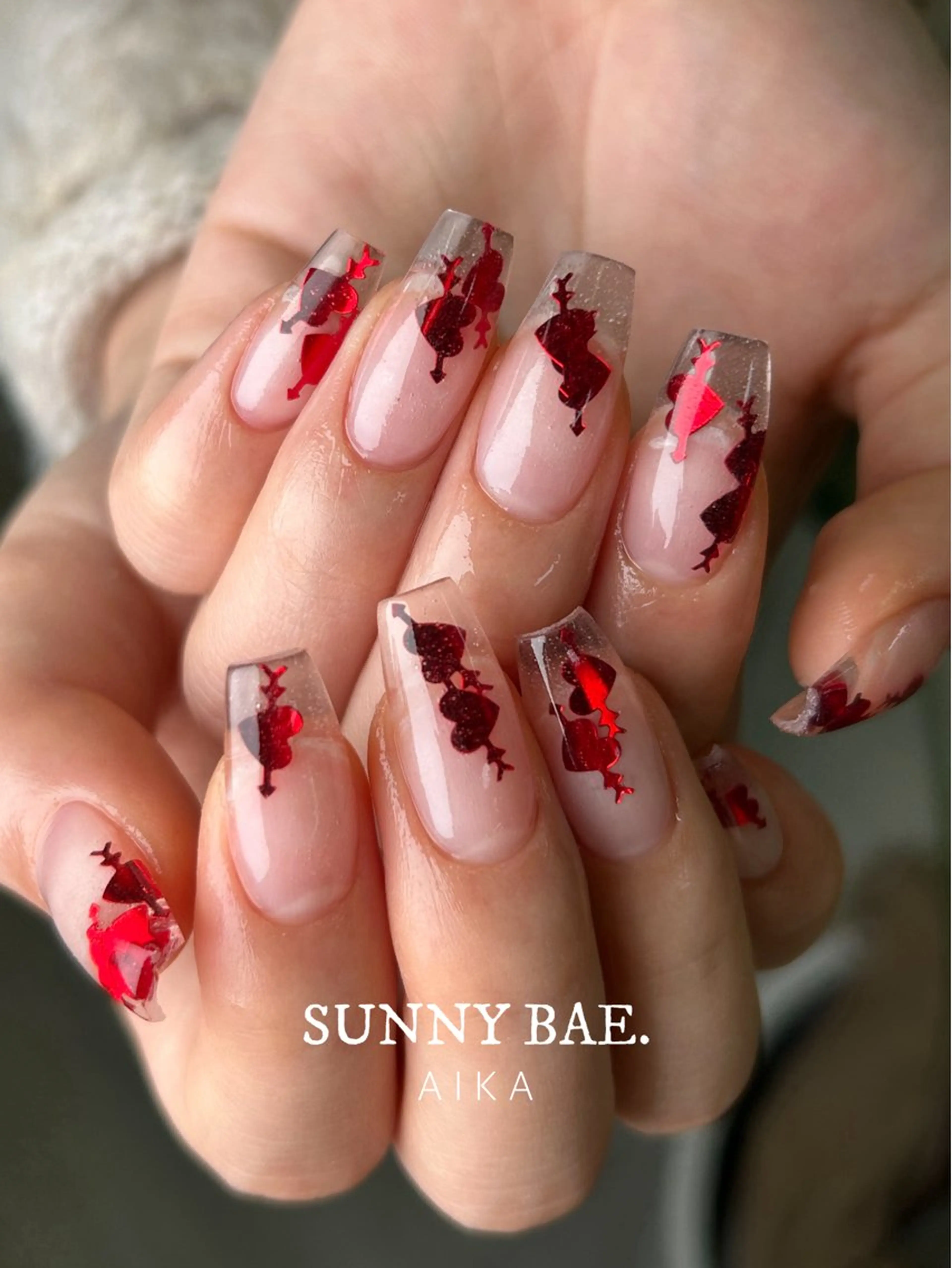 ネイル アートネイル ハート キラキラネイル ロングネイル 持ち込み Made By AIKAのネイルデザイン