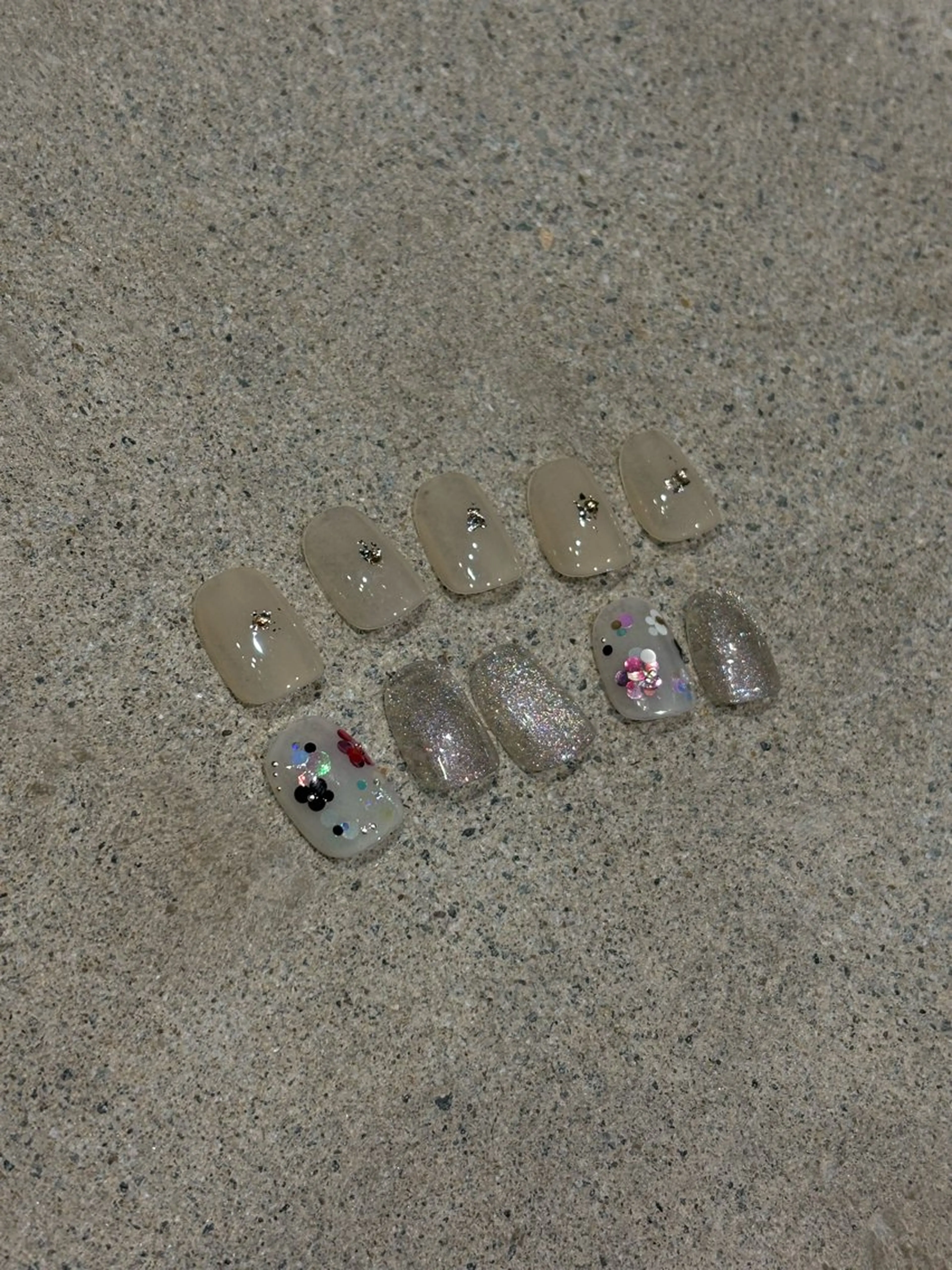 ネイル キラキラネイル ハンドネイル NUE kyokoのネイルデザイン