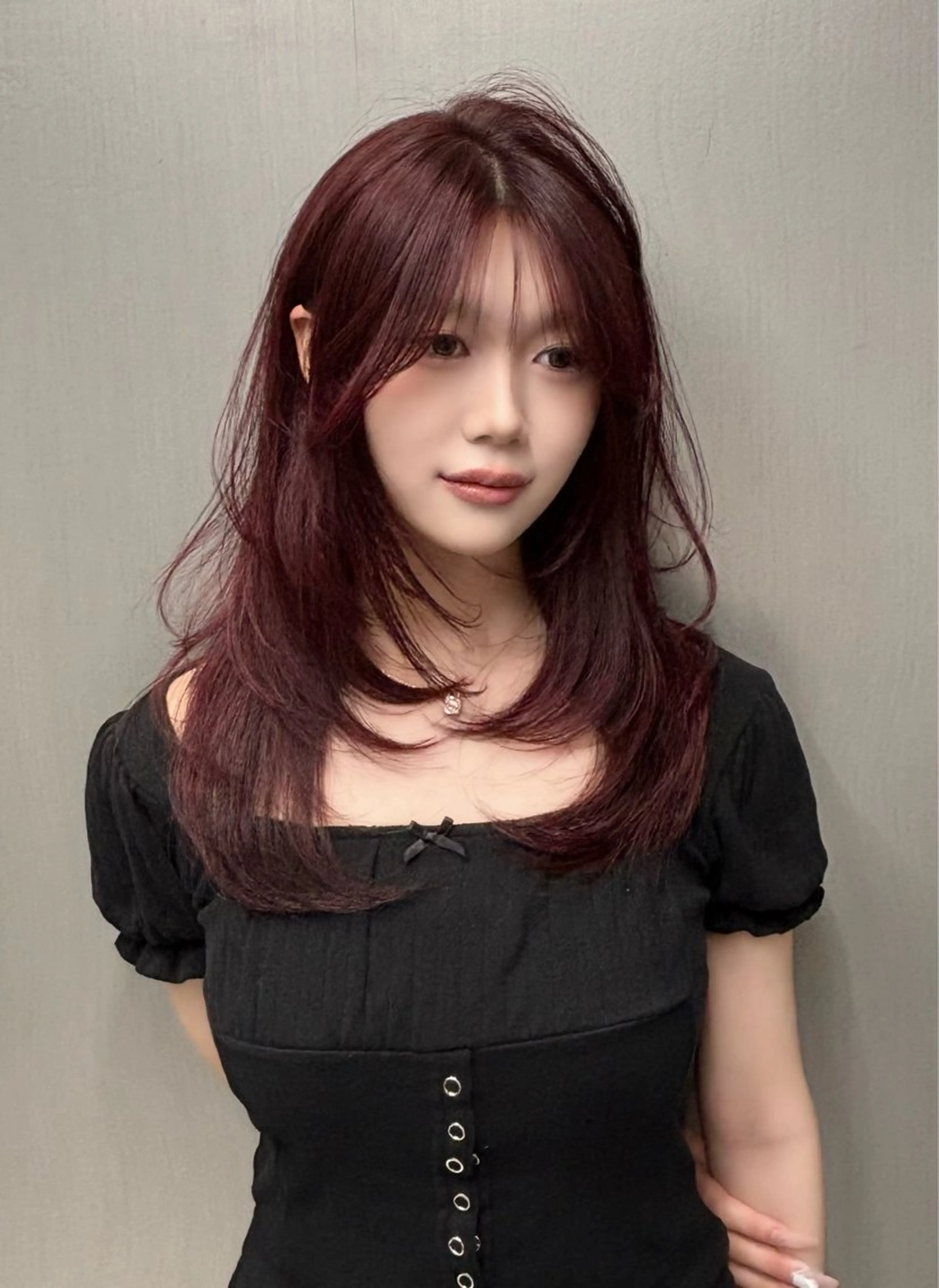 ロング カラー ボルドーカラー レイヤーカット カット ヘアカラー トリートメント 堤 翔平のヘアスタイル