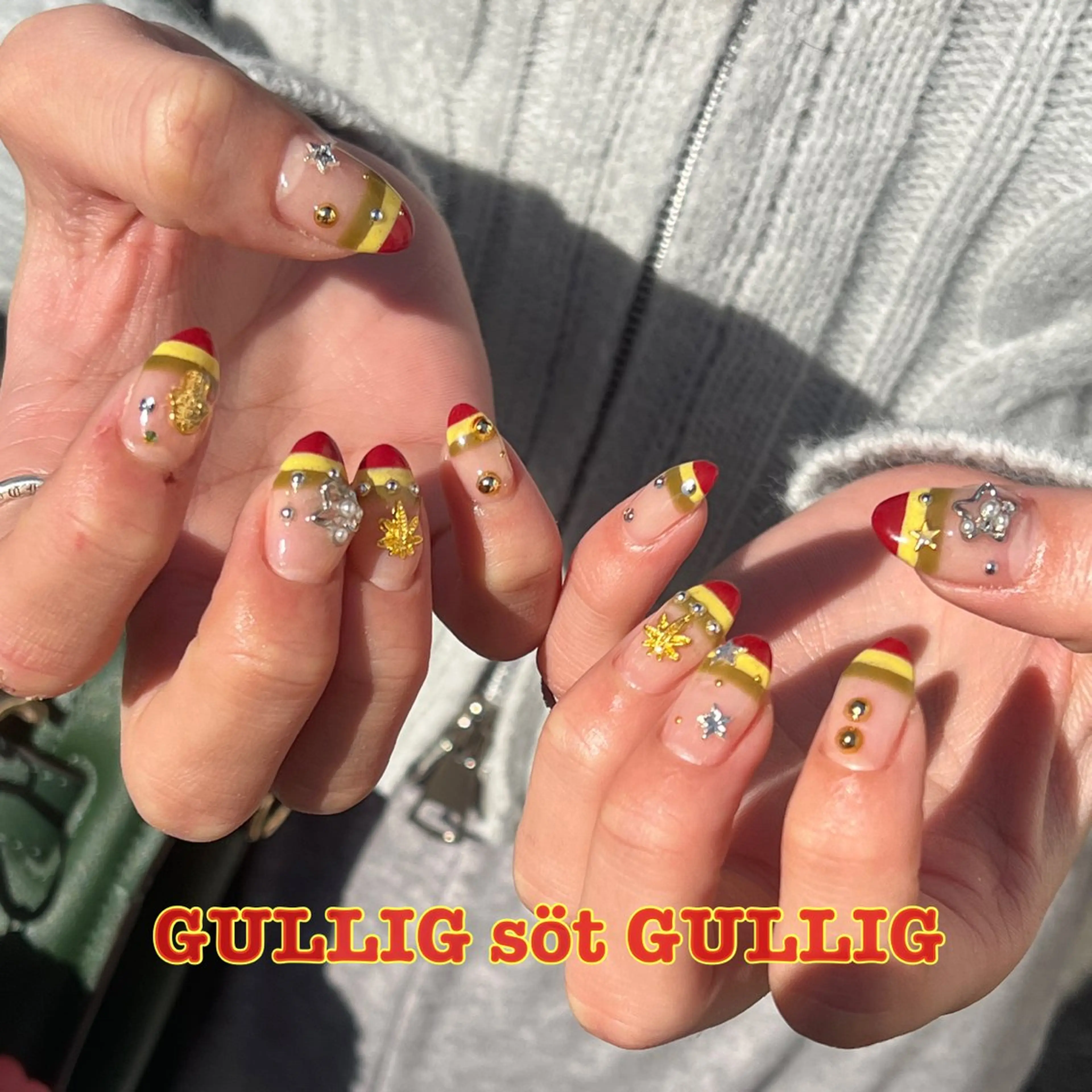 ネイル ハンドネイル フットネイル GULLIG söt GULLIGのネイルデザイン