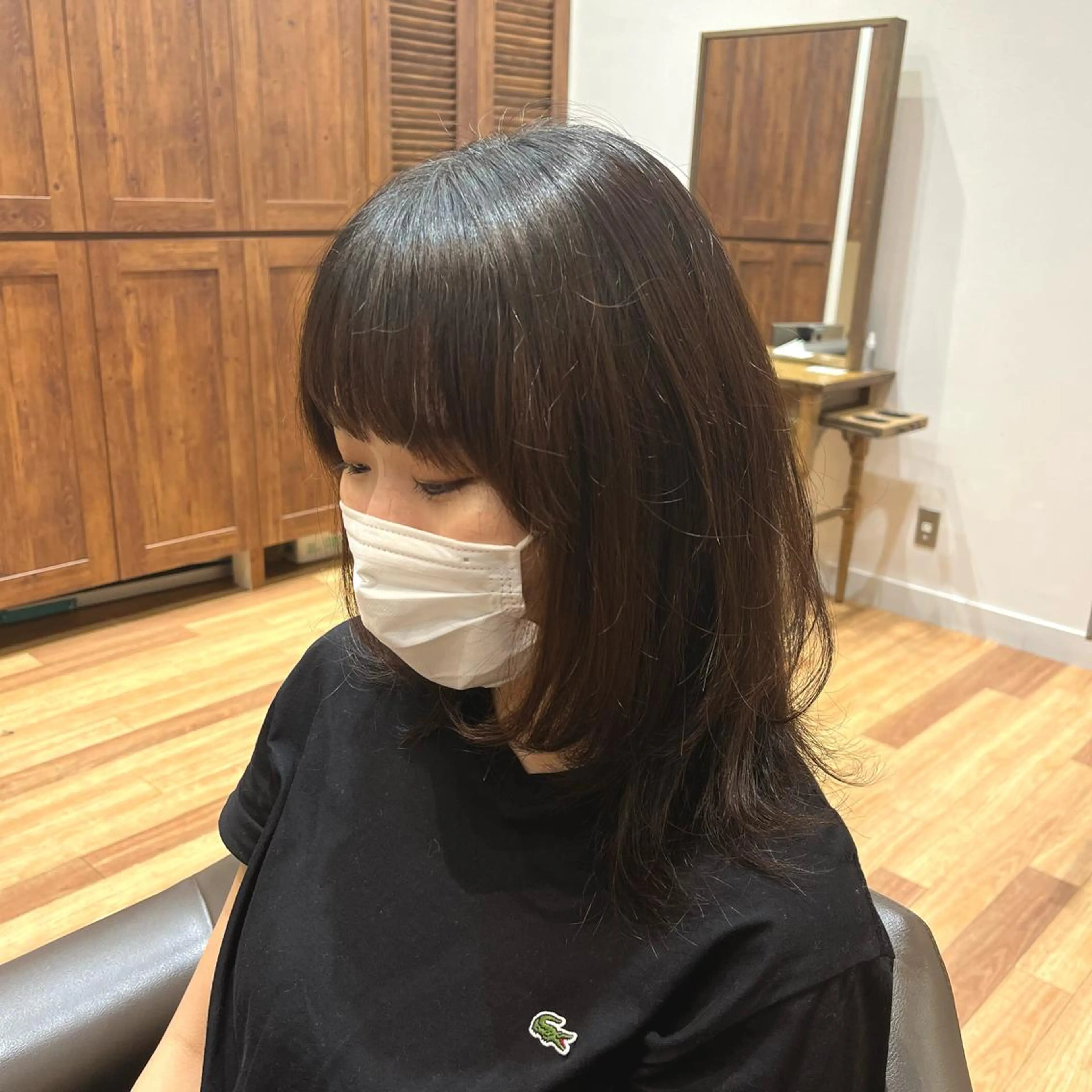 ミディアム ウルフカット 黒川 結希のヘアスタイル