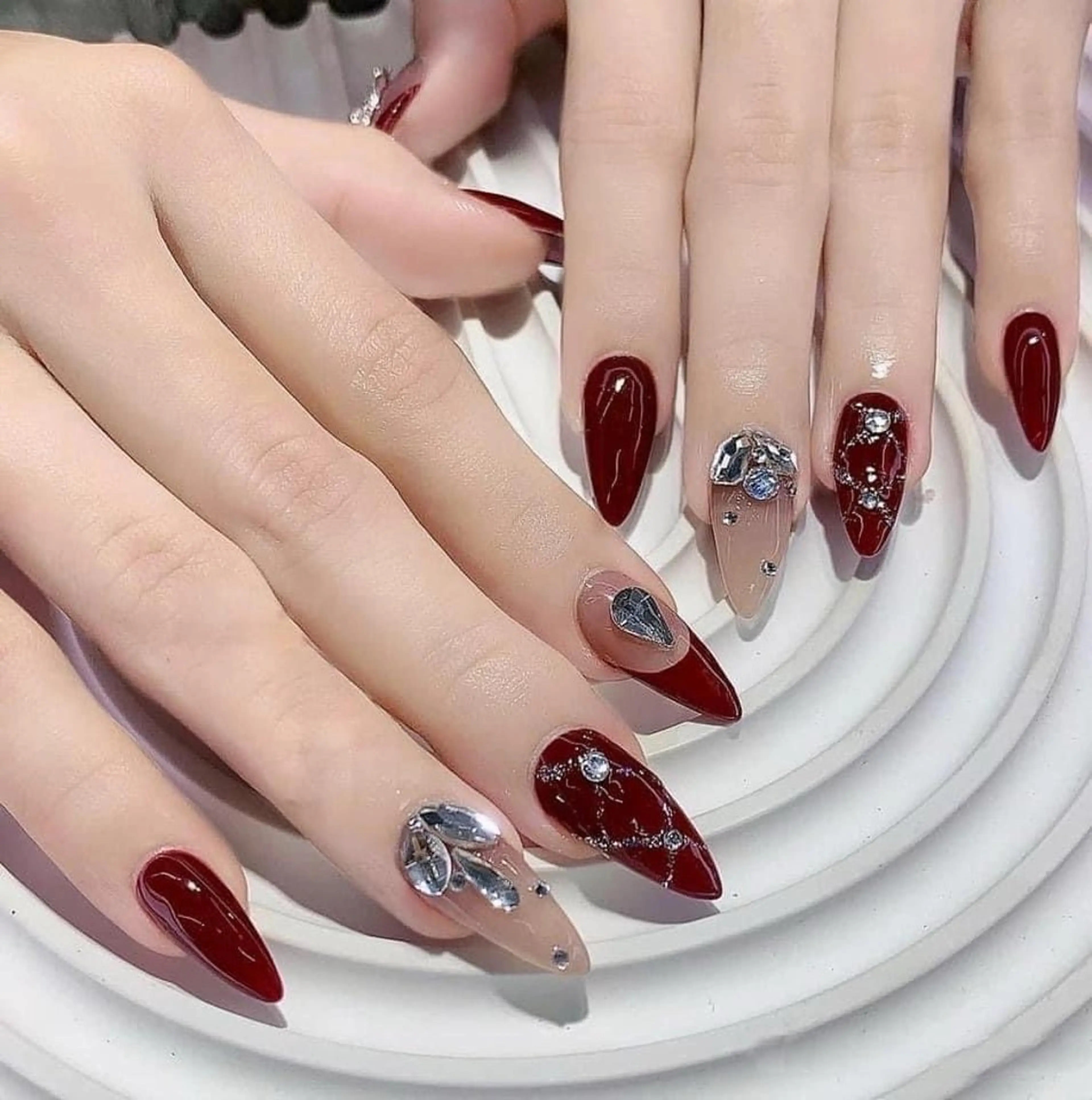 ネイル 持ち込み 米澤 ハナユキのネイルデザイン