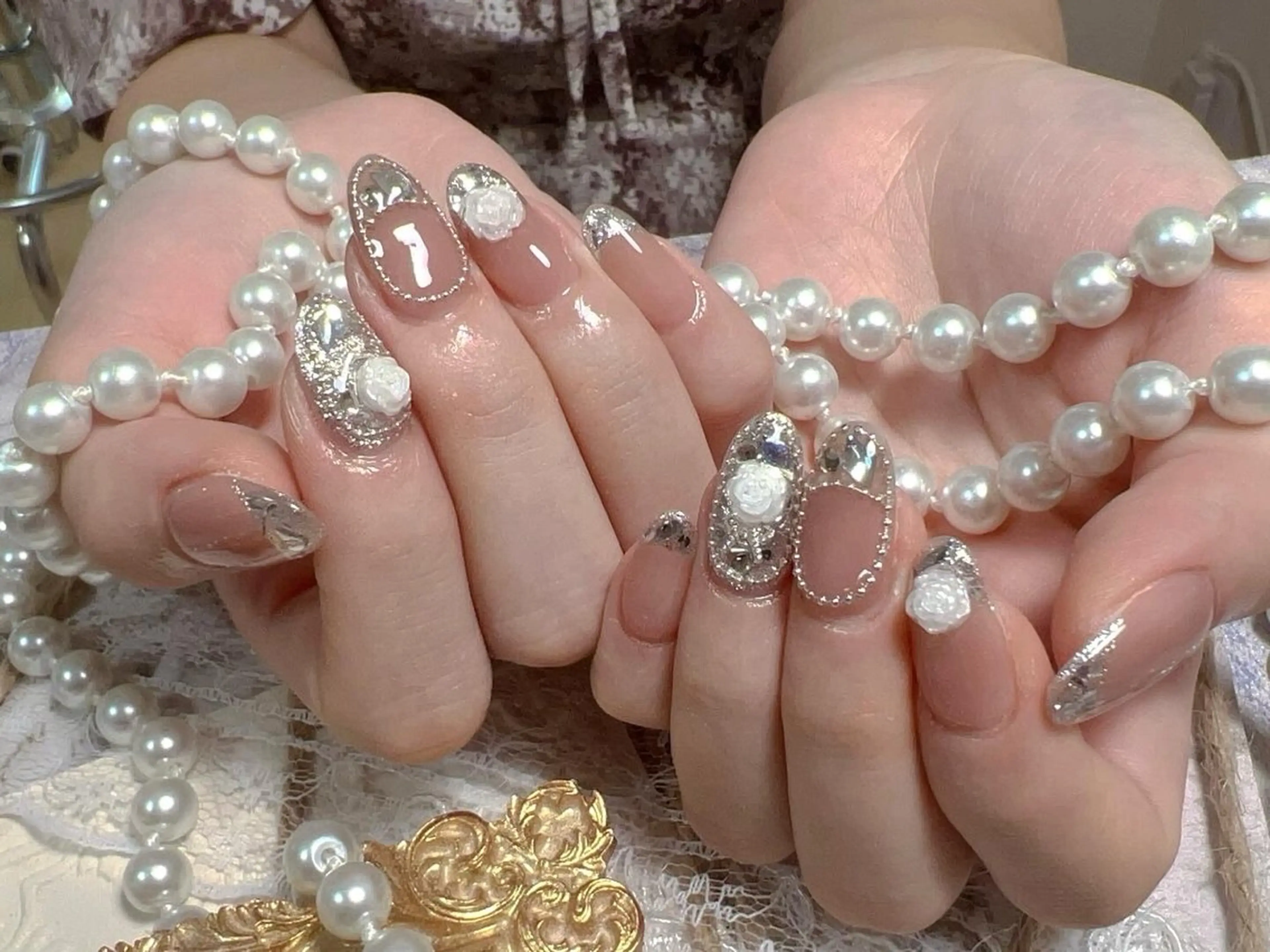 ネイル MOA NAIL所属・MoaNail🫶 Yoshiのネイルデザイン