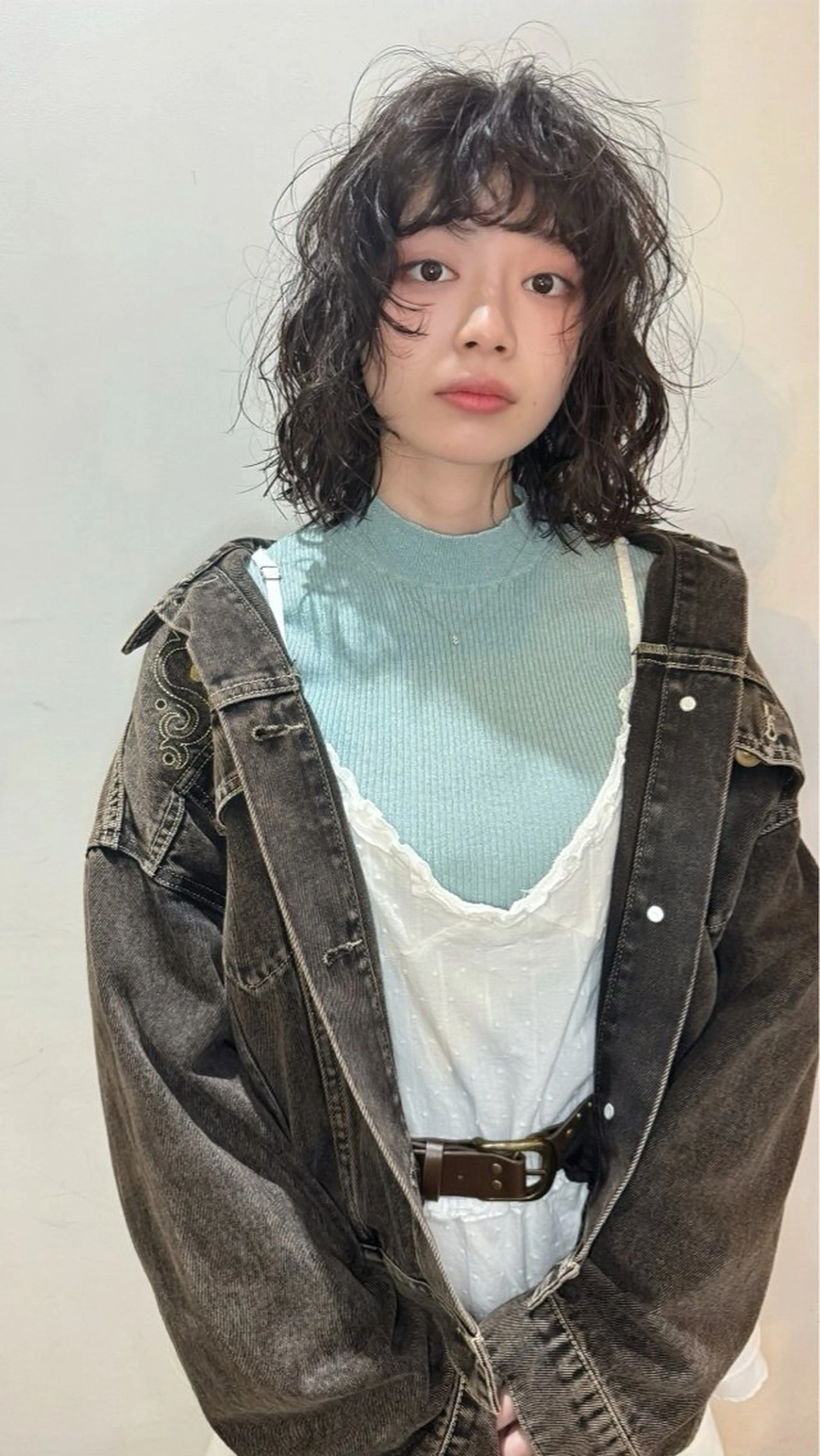 ミディアム カット パーマ トリートメント 平 一裕のヘアスタイル