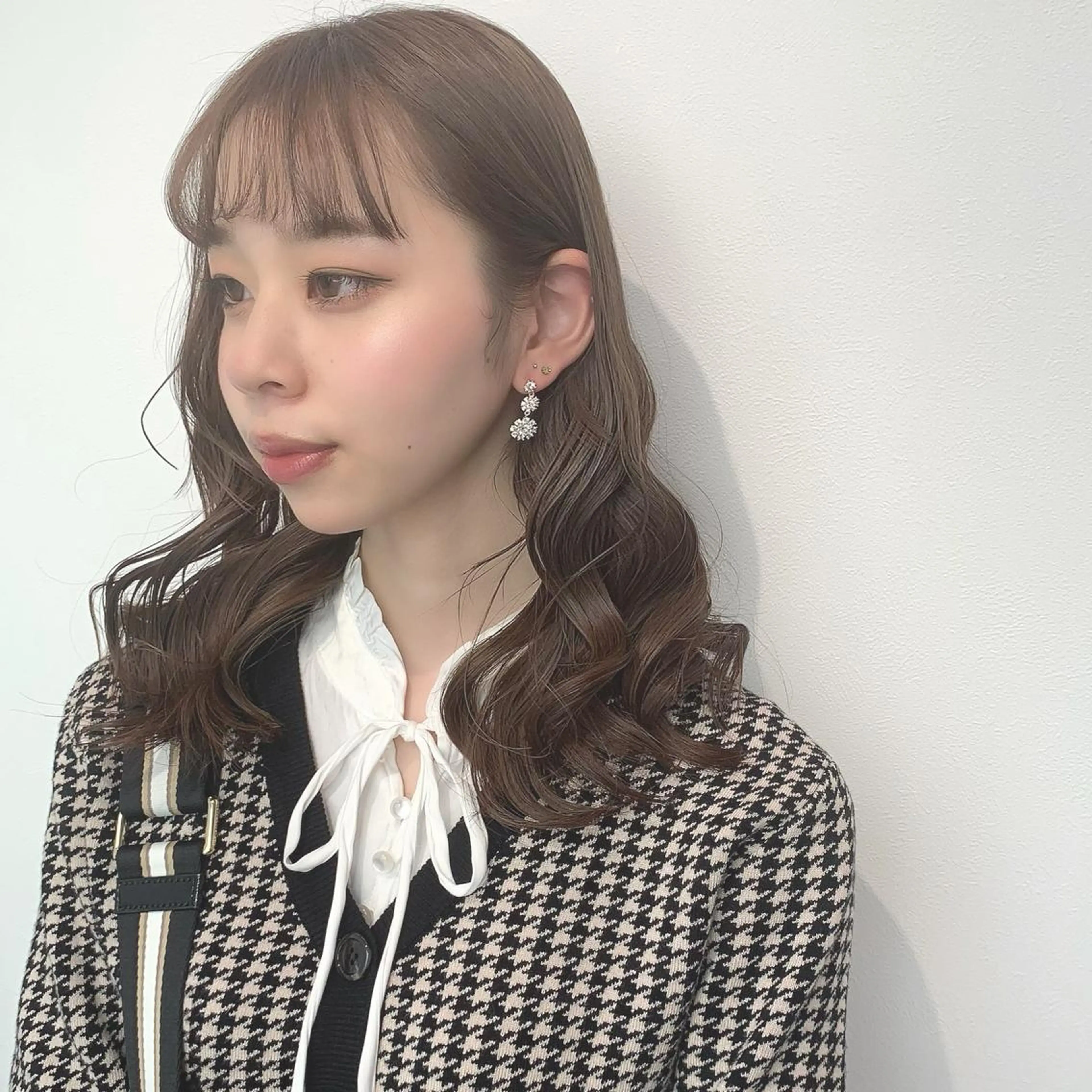 セミロング カラー ao.eyelash SHIORIの眉毛・アイブロウイメージ