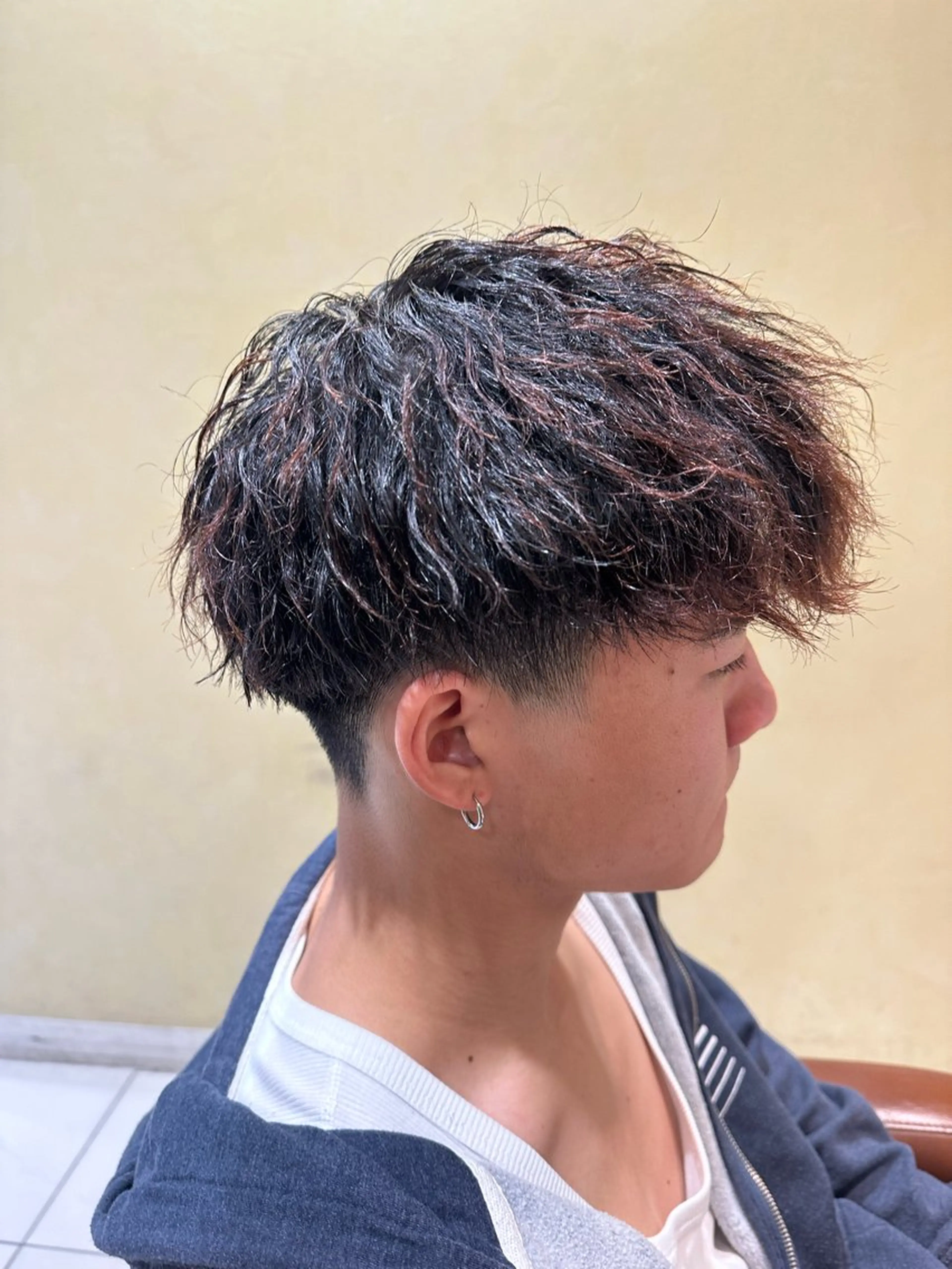 ショート パーマ メンズ 髪質改善× ハイライト溝江のヘアスタイル