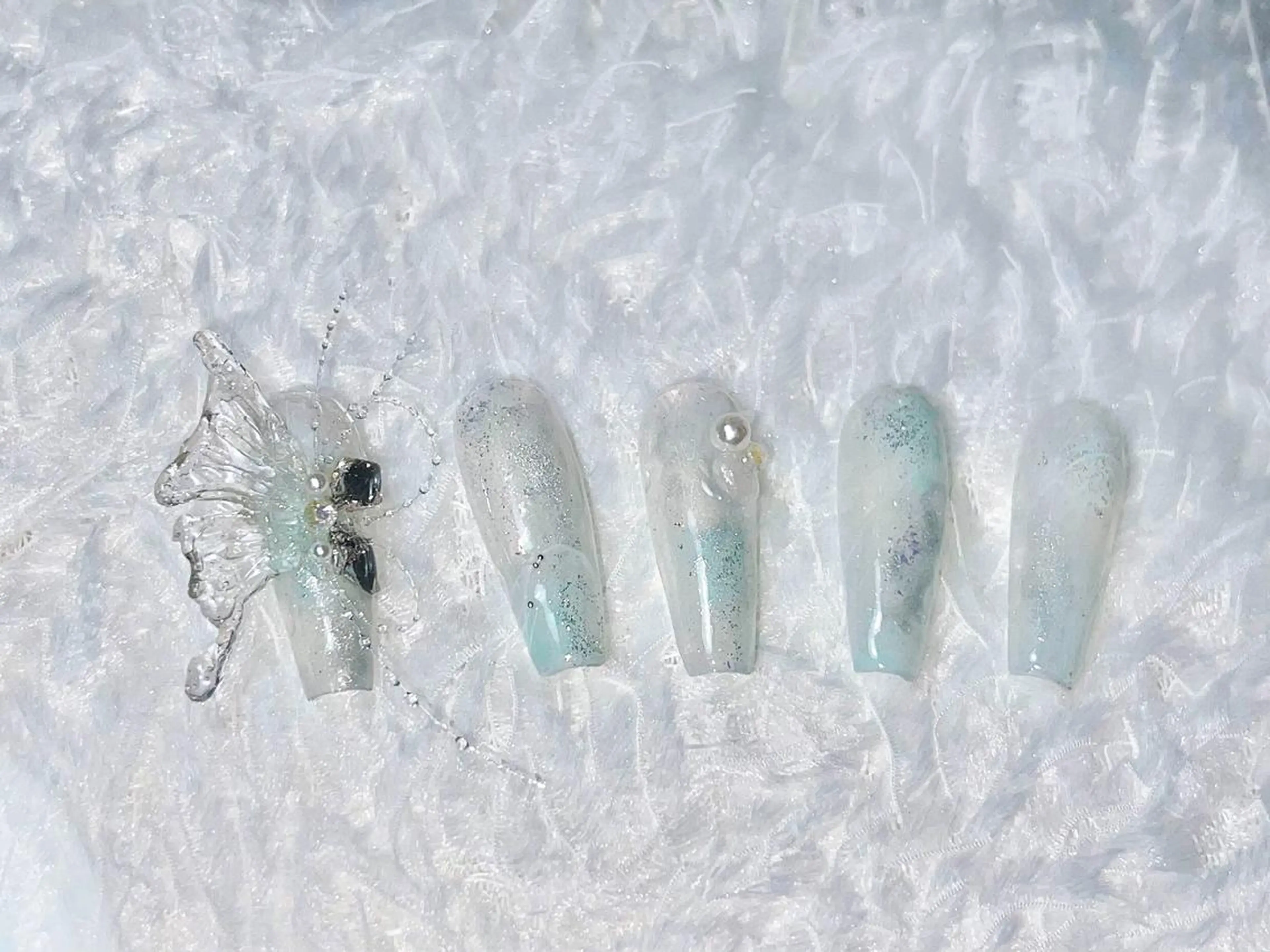 ネイル 🦋y y Nail 🤍のネイルデザイン